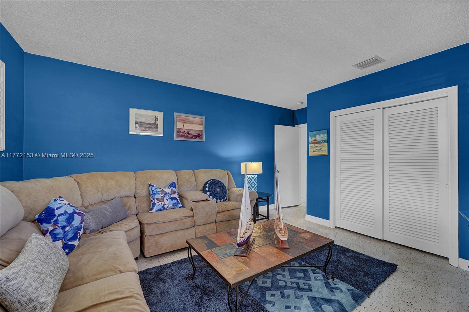 3031 NE 25th St Fort Lauderdale, FL 33305