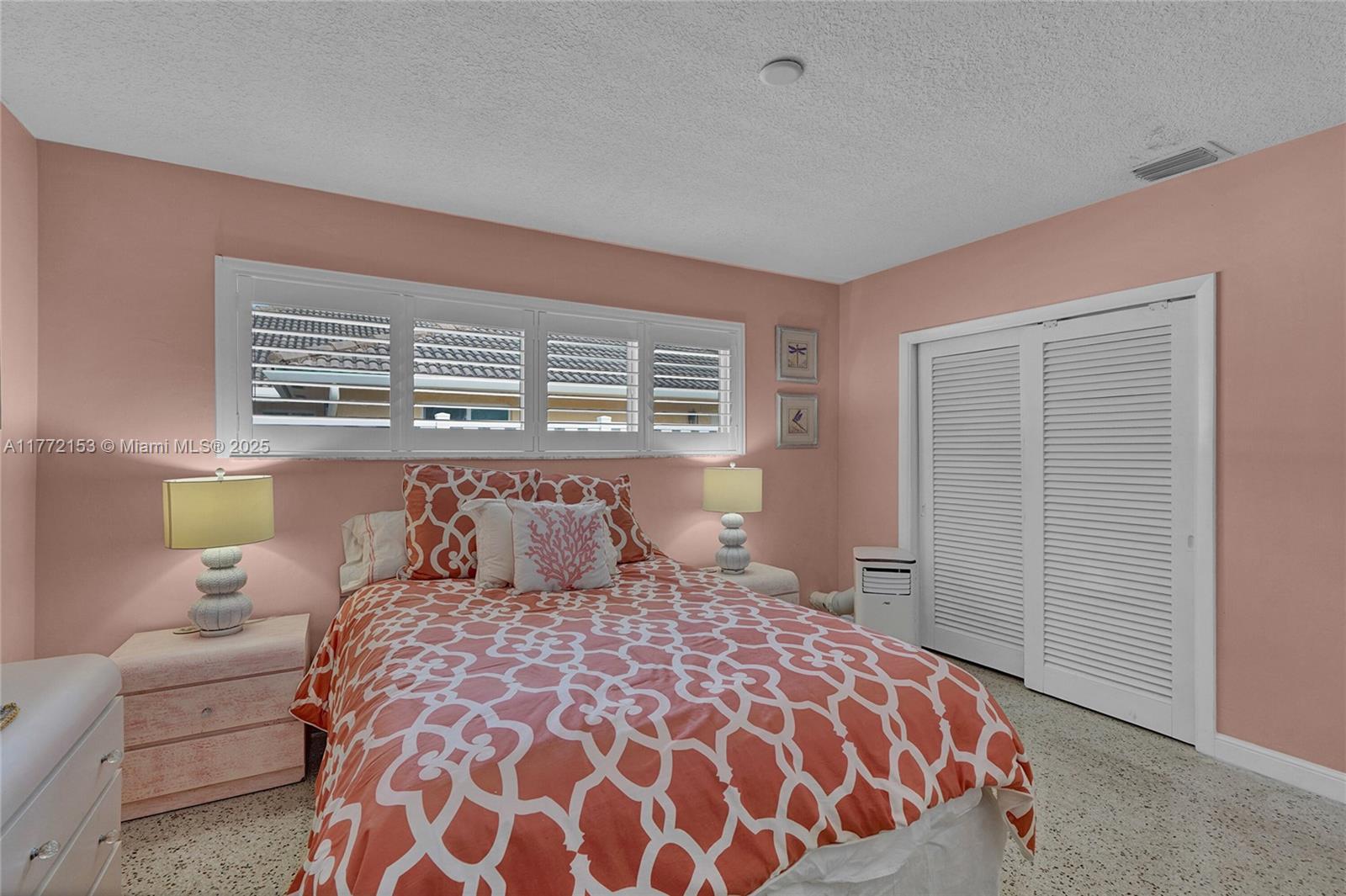 3031 NE 25th St Fort Lauderdale, FL 33305