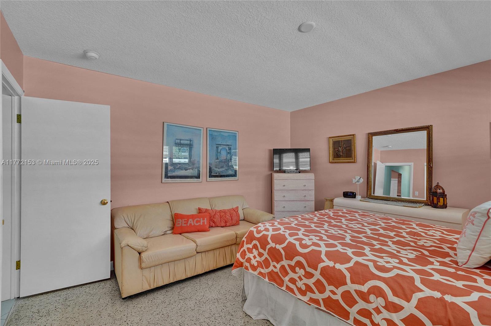 3031 NE 25th St Fort Lauderdale, FL 33305