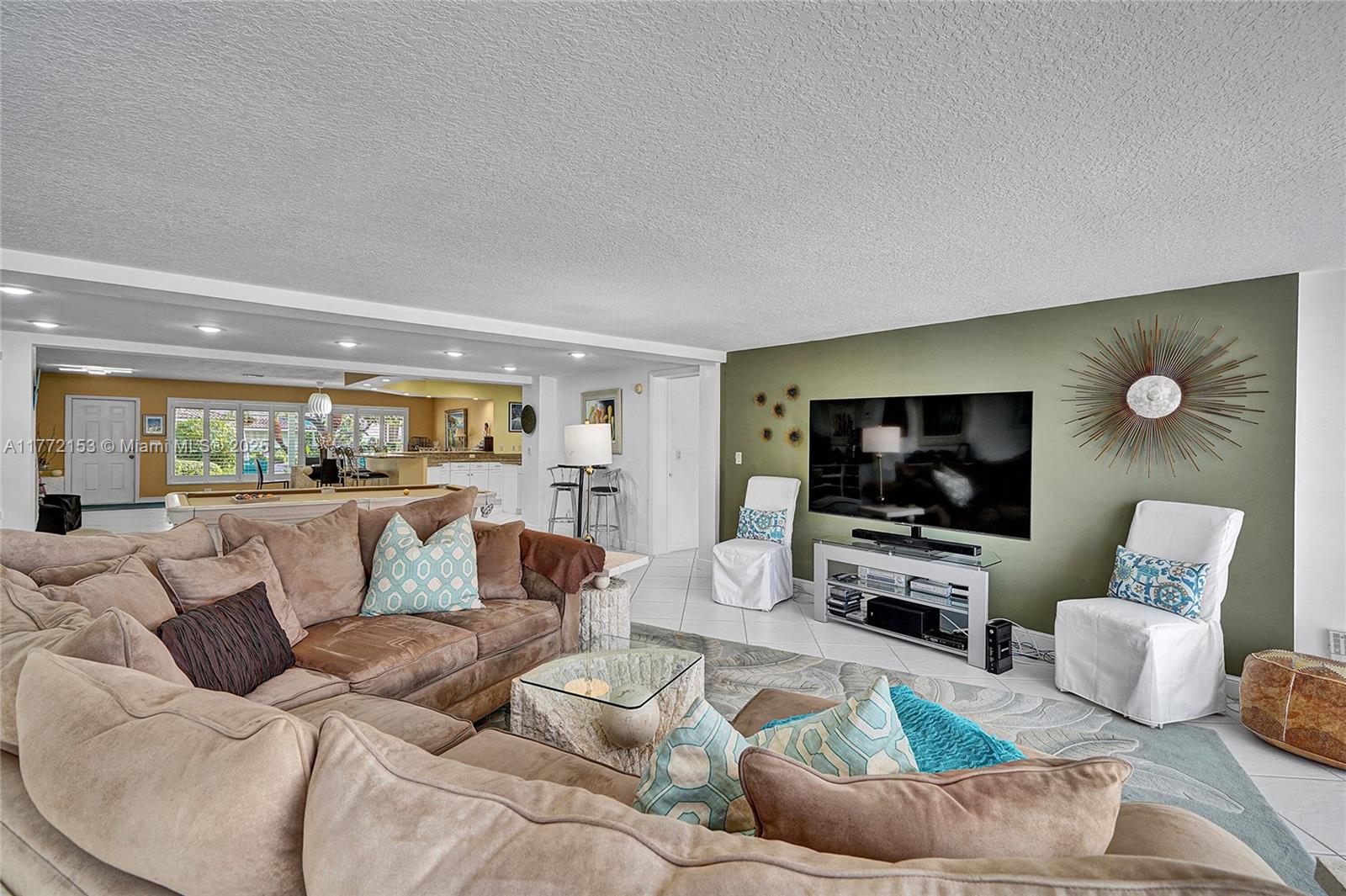 3031 NE 25th St Fort Lauderdale, FL 33305