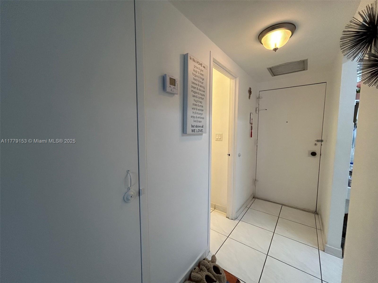 image Triton Tower Condominium15