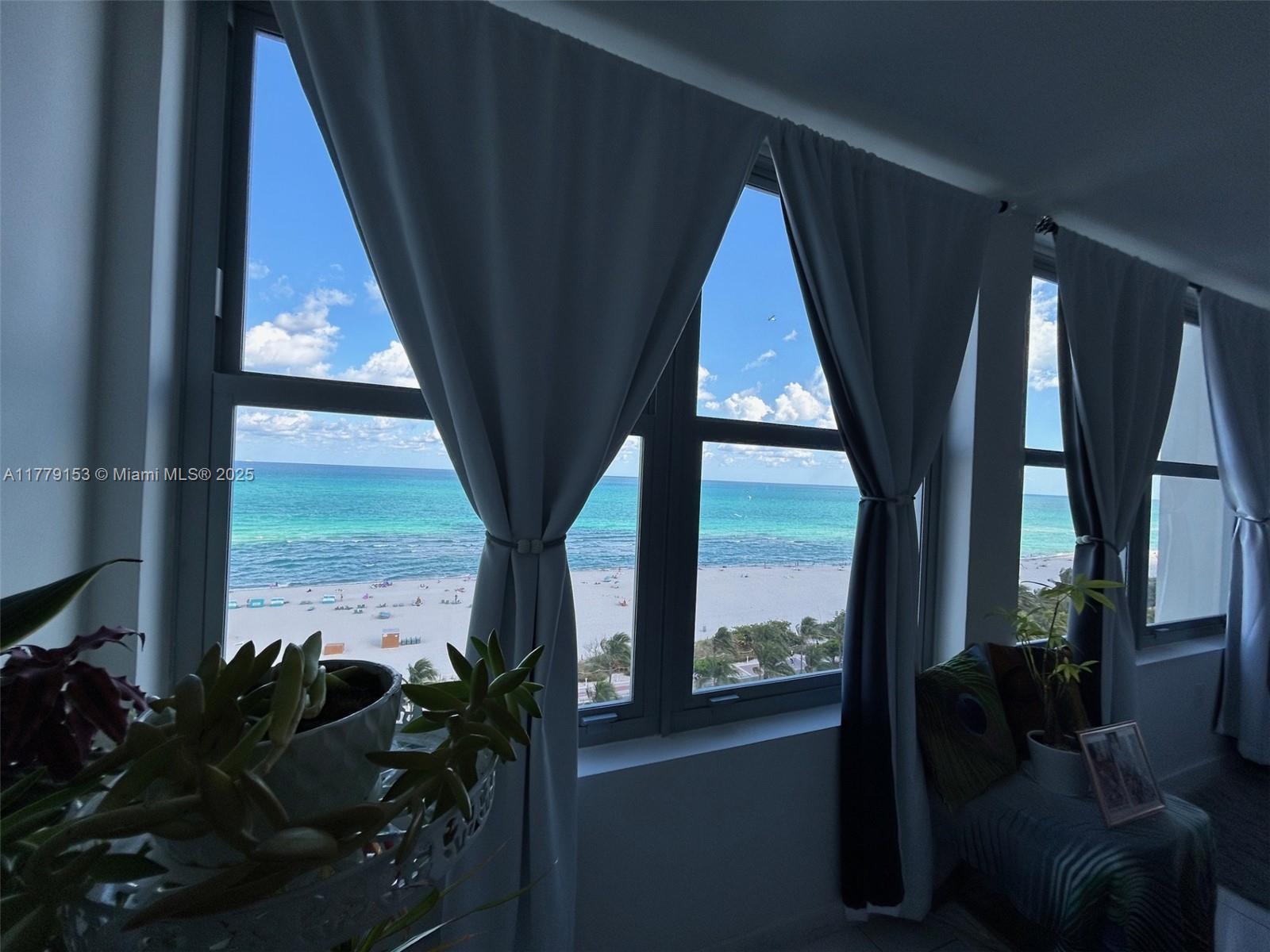 image Triton Tower Condominium17