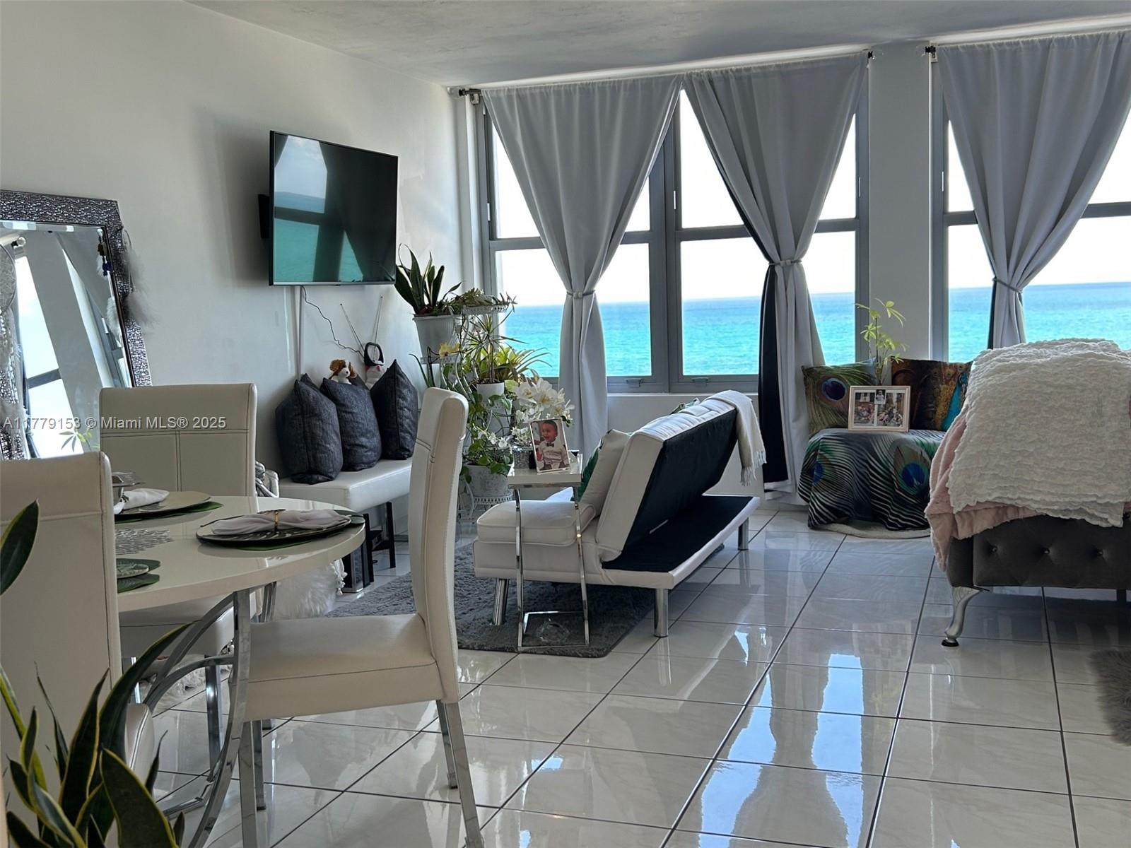 image Triton Tower Condominium3