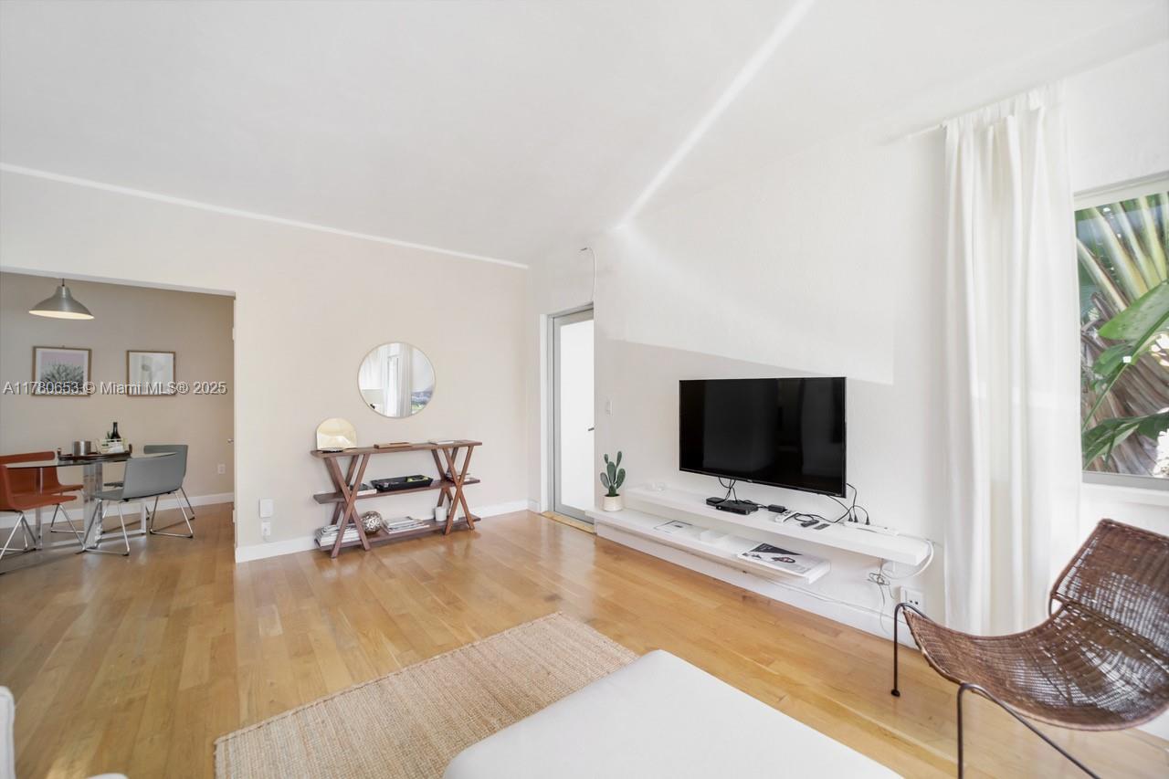 image sherita condo9