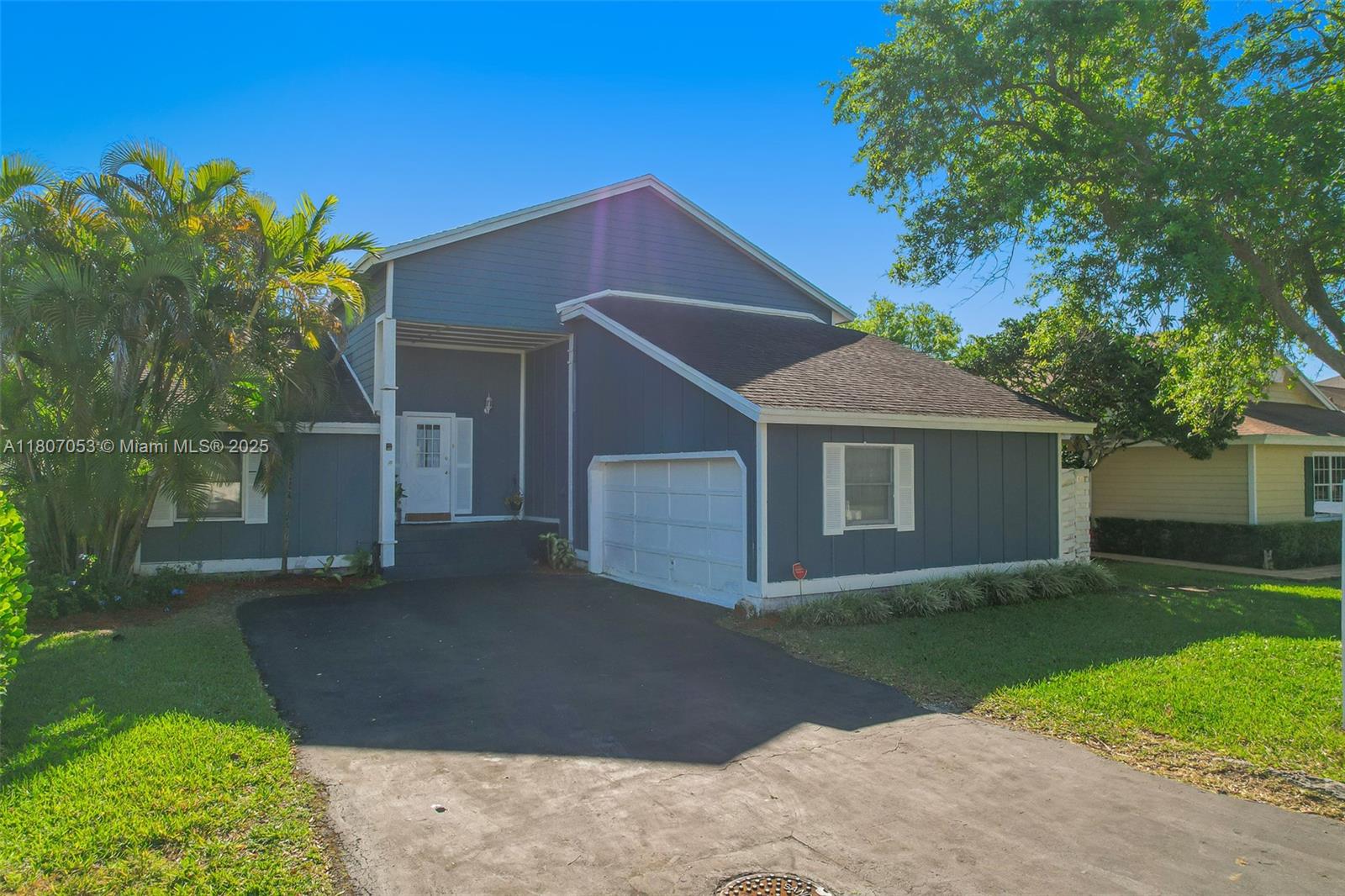 14823 SW 139th Ct,Miami, FL 33186