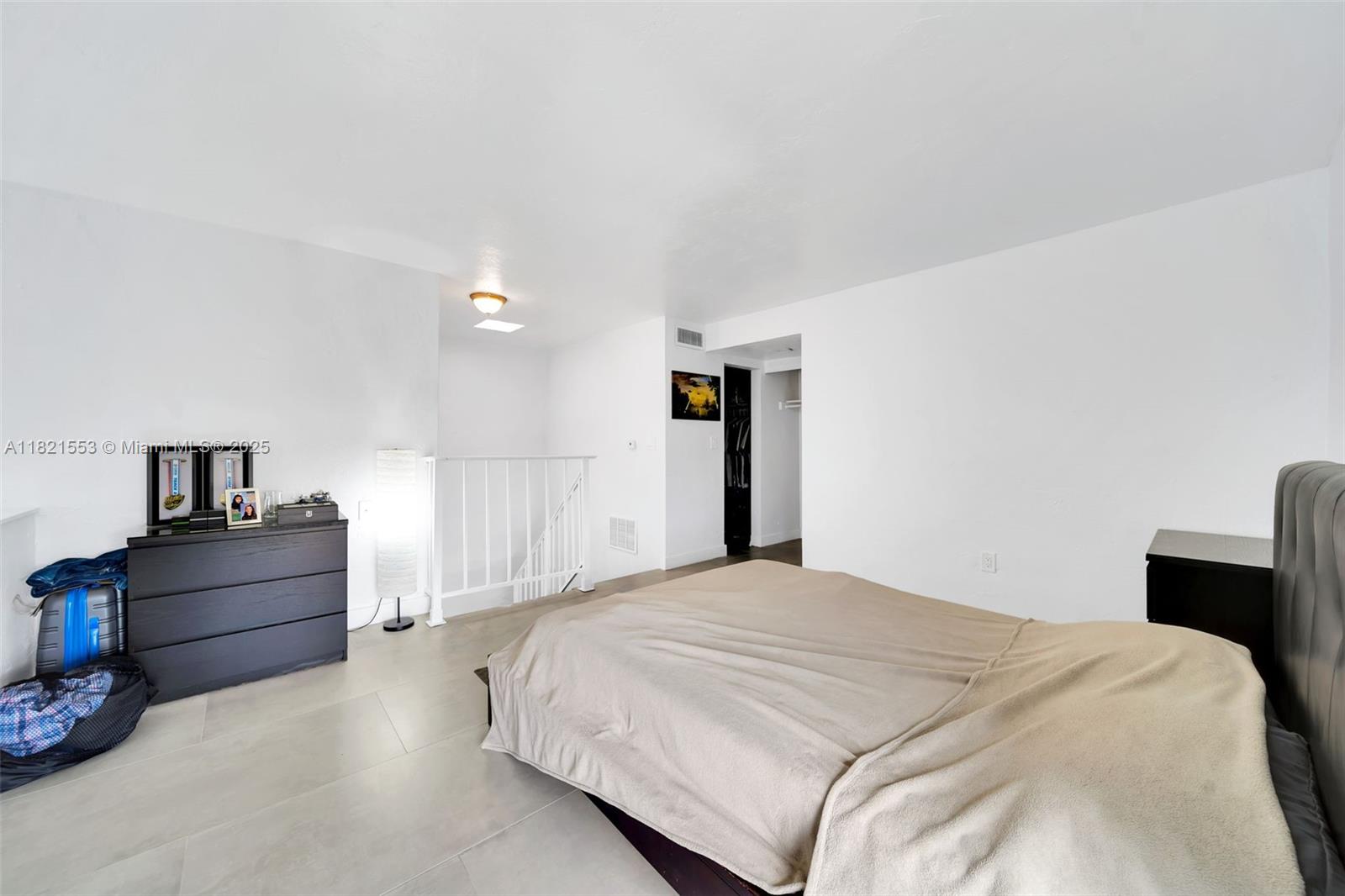 6900 N Kendall Dr #A303 Pinecrest, FL 33156