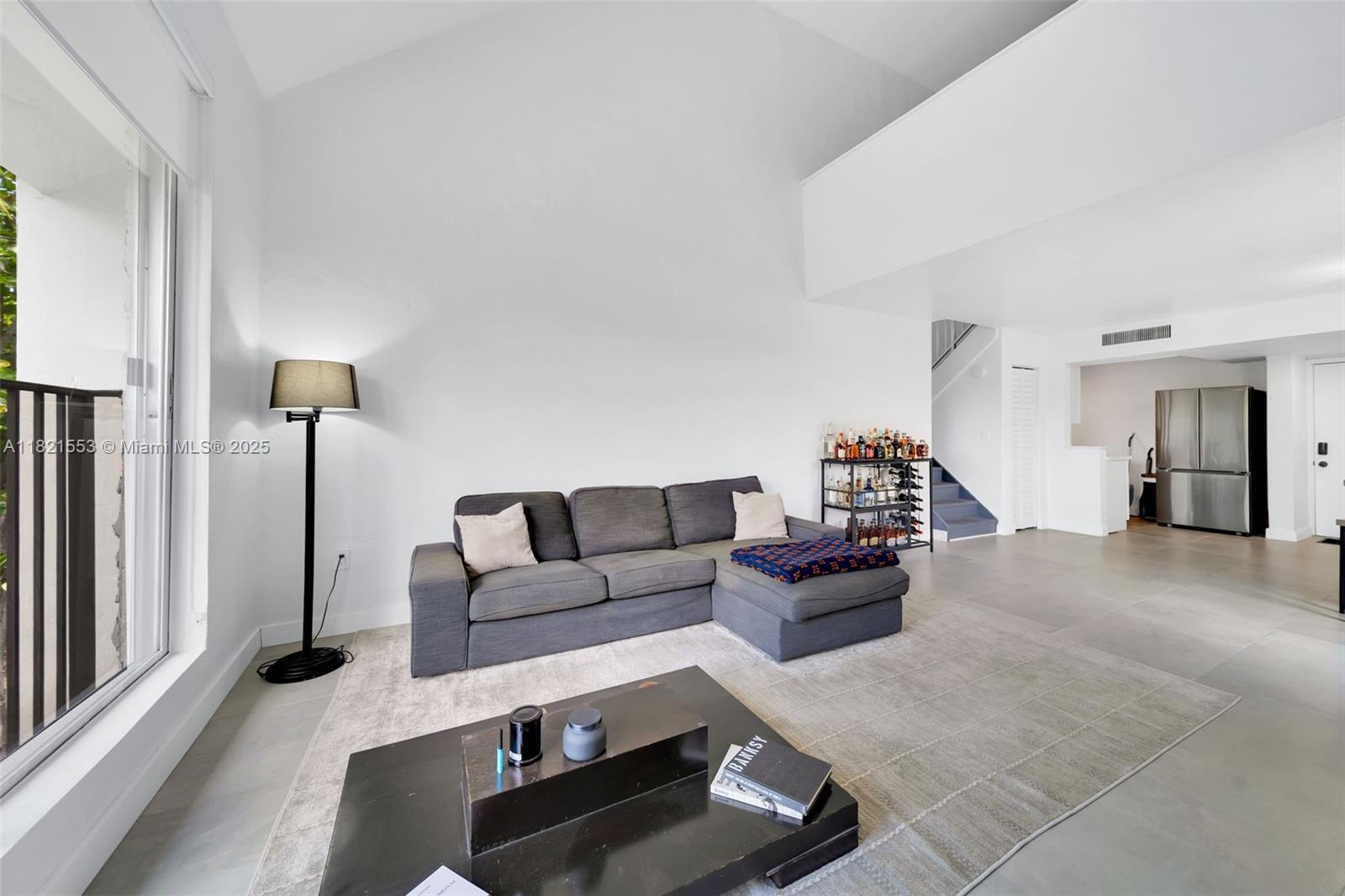 6900 N Kendall Dr #A303 Pinecrest, FL 33156