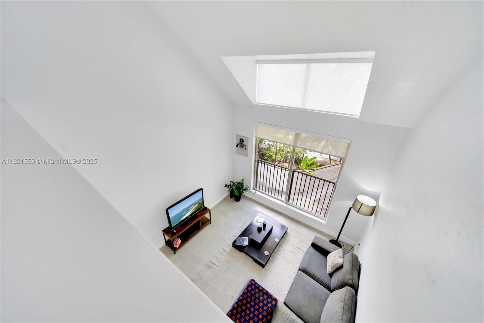 6900 N Kendall Dr #A303 Pinecrest, FL 33156