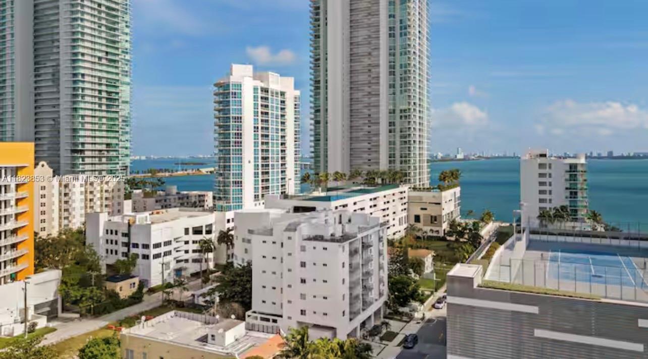 image Emilia Condo1