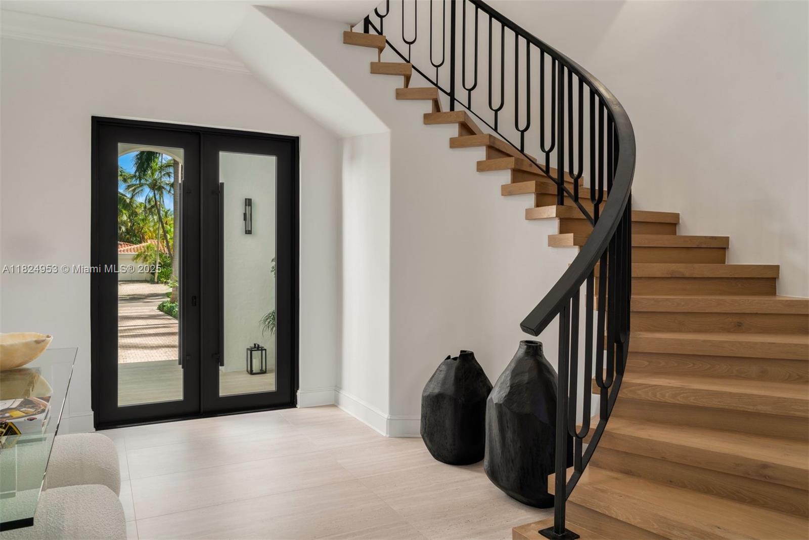 220 S Island Is Golden Beach, FL 33160