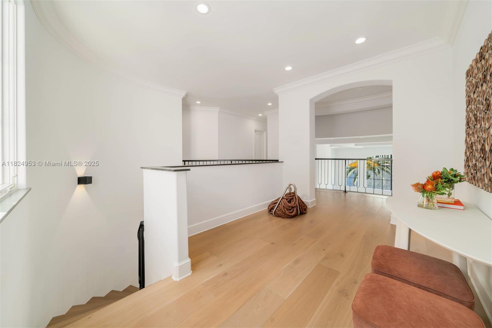 220 S Island Is Golden Beach, FL 33160