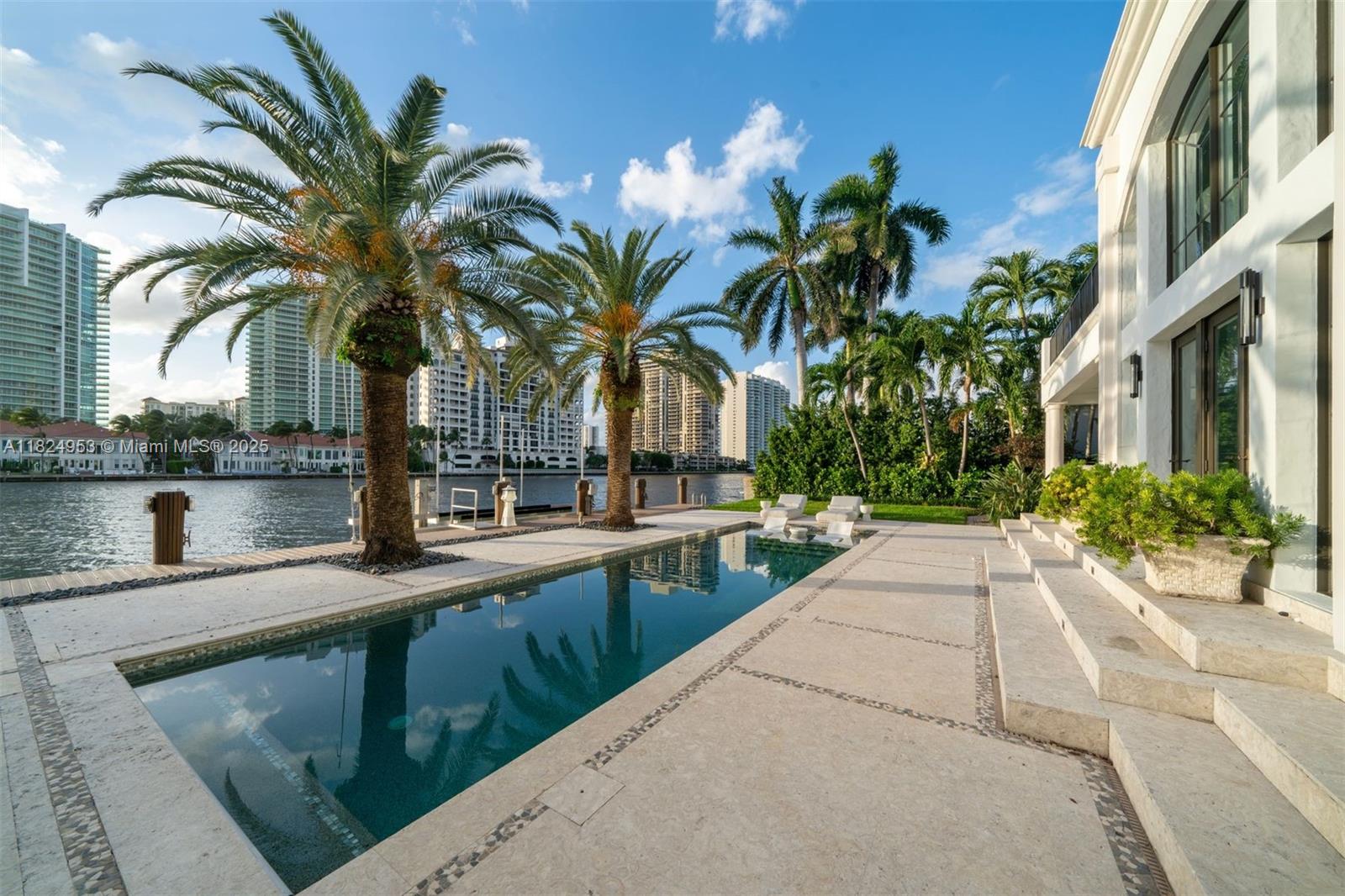 220 S Island Is Golden Beach, FL 33160