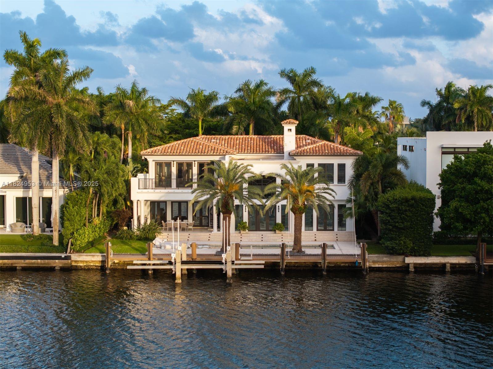 220 S Island Is Golden Beach, FL 33160