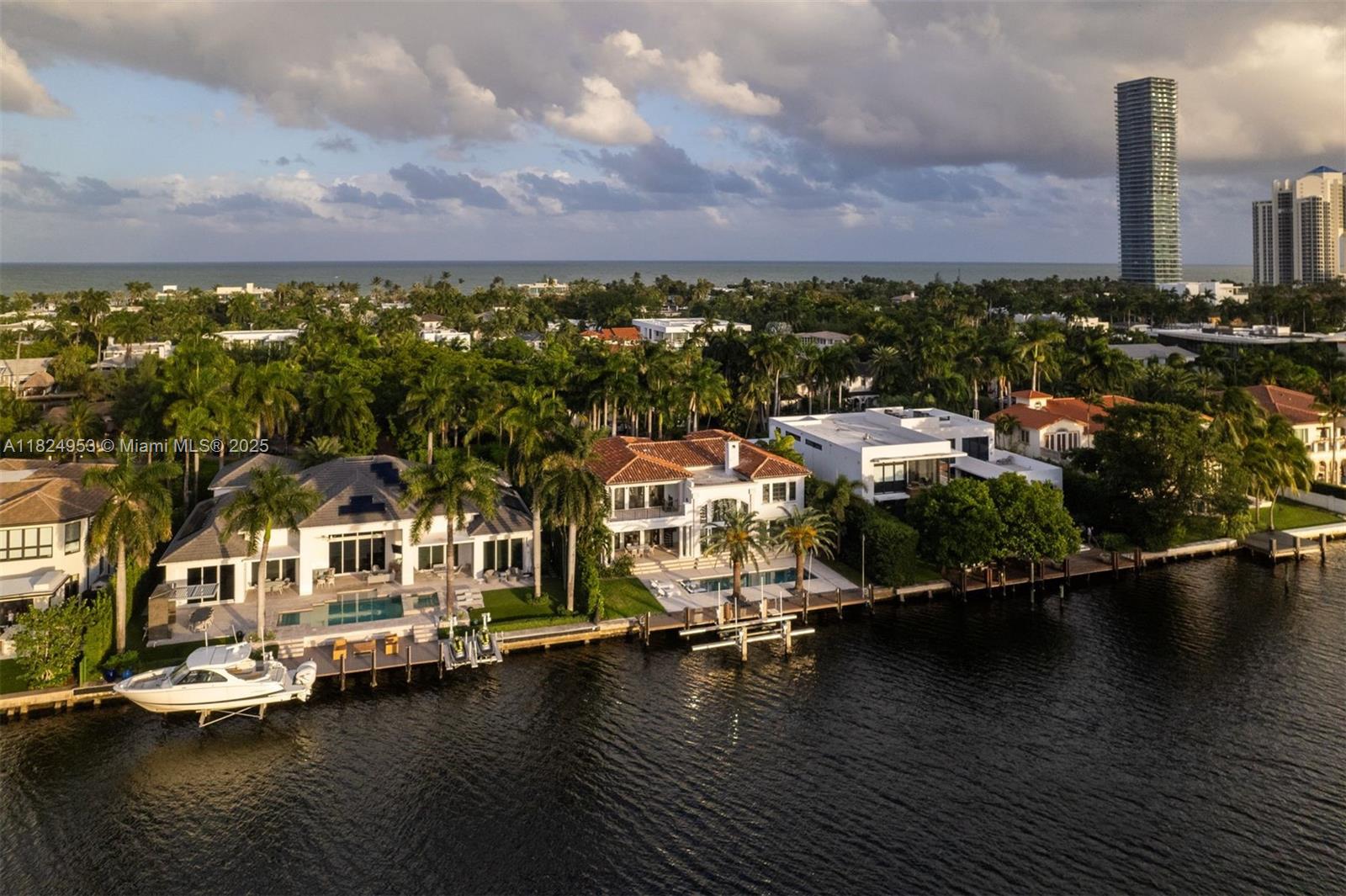 220 S Island Is Golden Beach, FL 33160