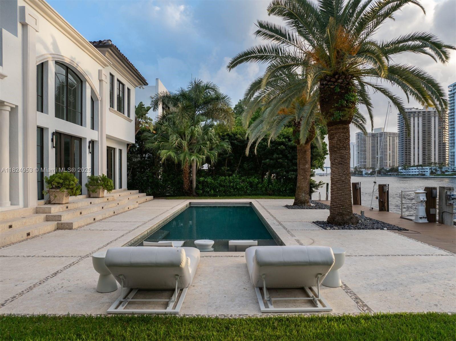 220 S Island Is Golden Beach, FL 33160