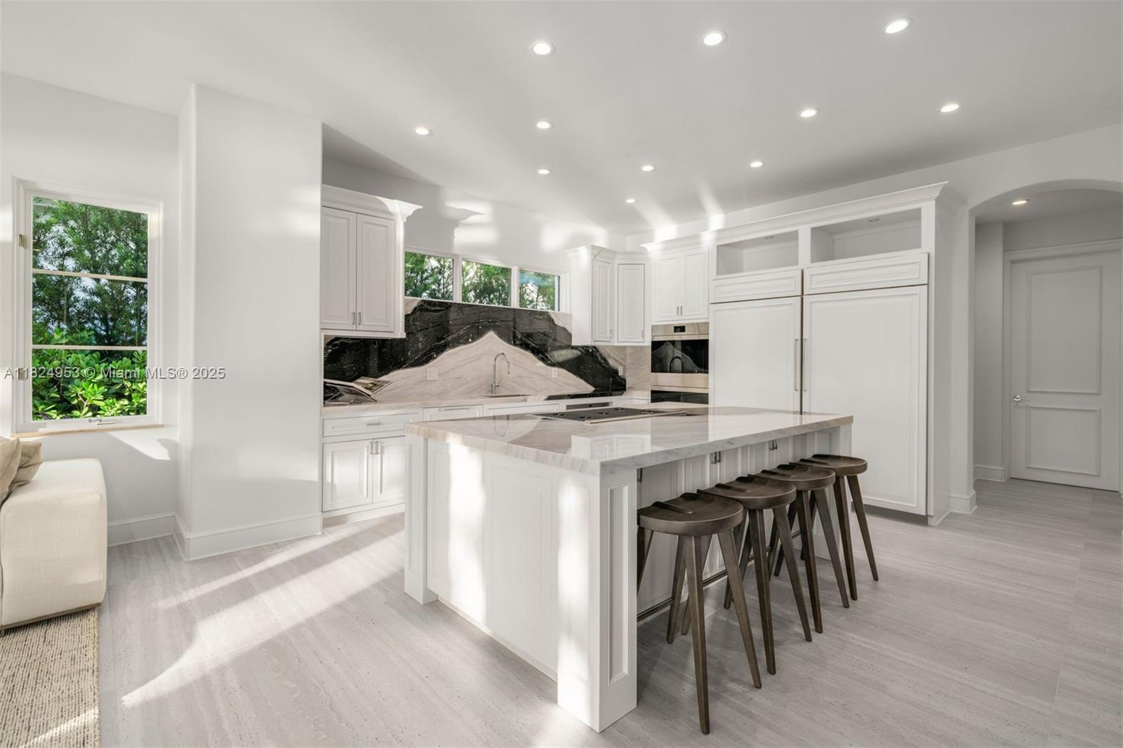 220 S Island Is Golden Beach, FL 33160