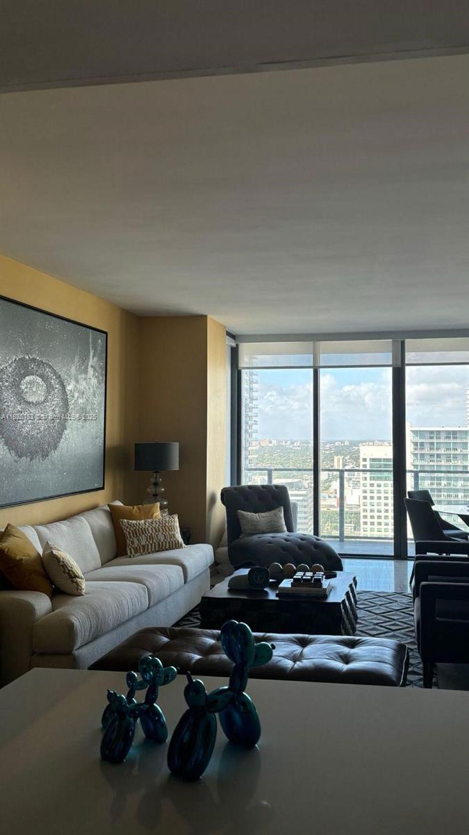 image Reach Condo16