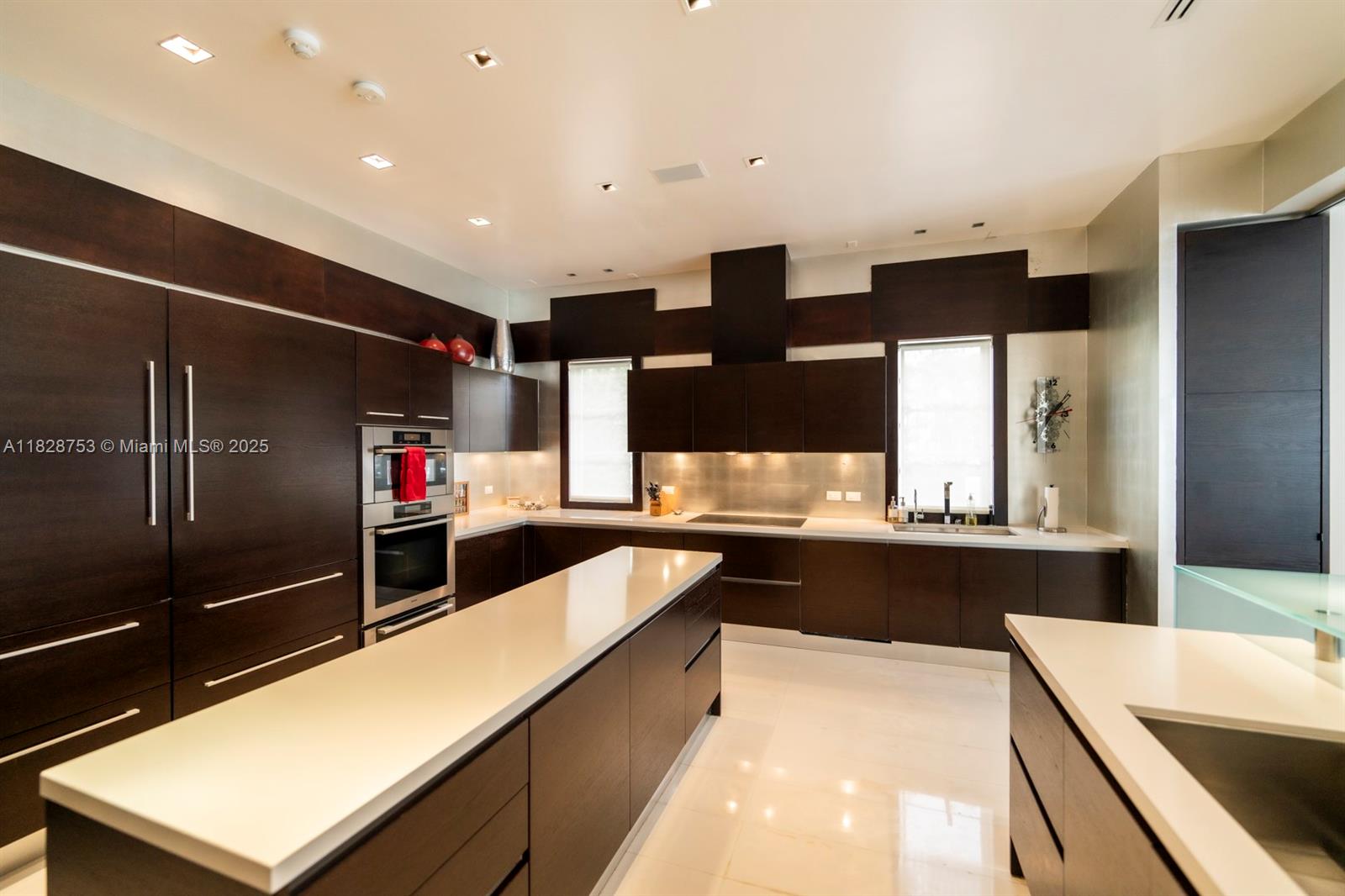 142 S Island Golden Beach, FL 33160