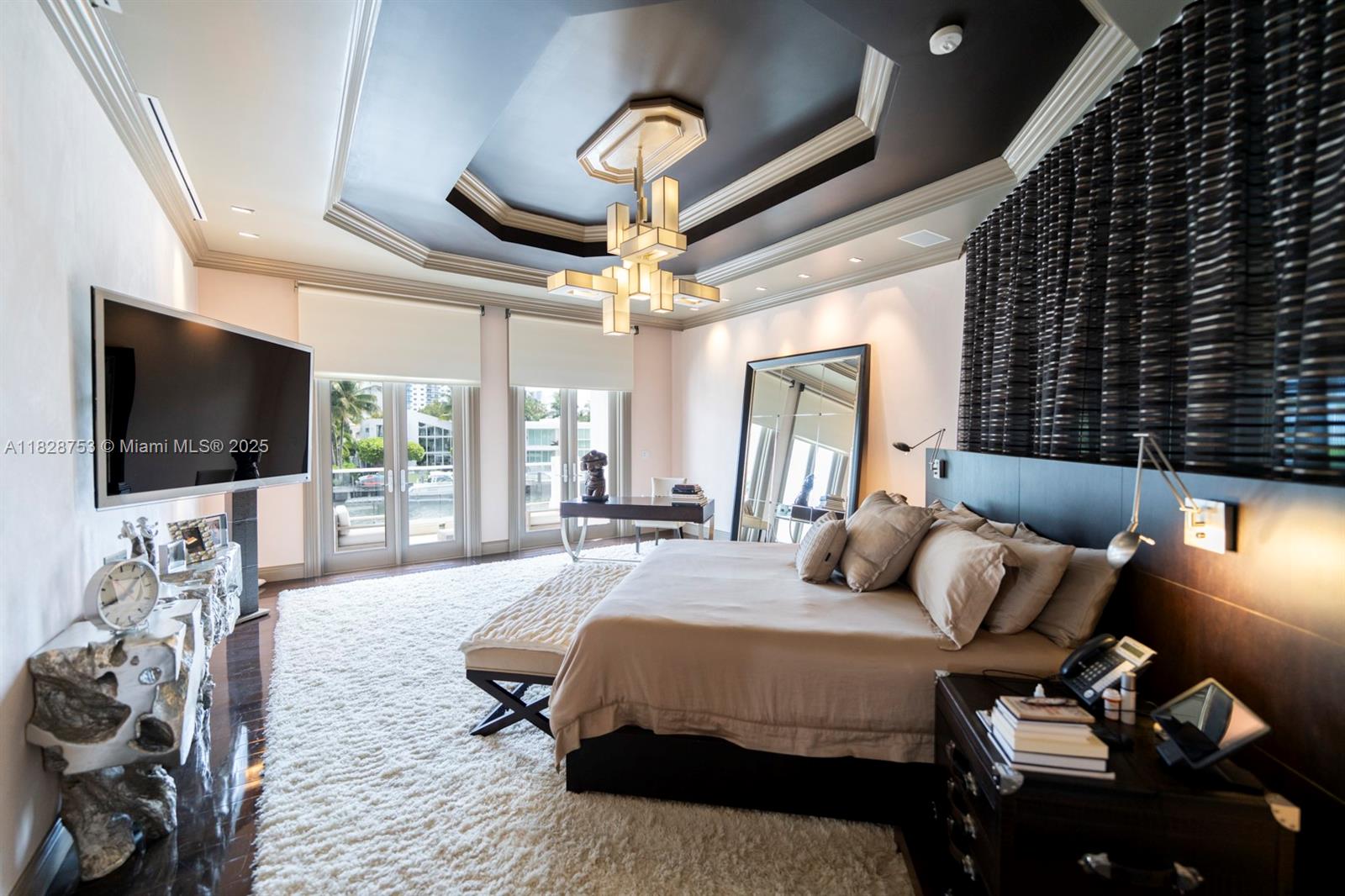 142 S Island Golden Beach, FL 33160