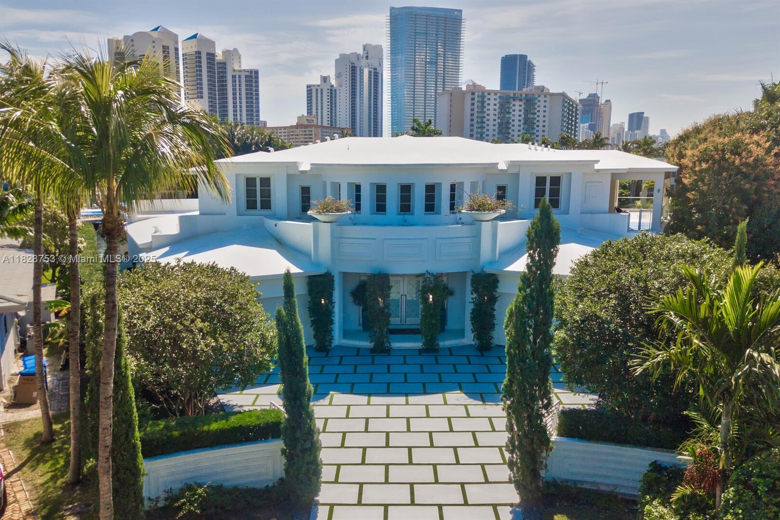 142 S Island Golden Beach, FL 33160