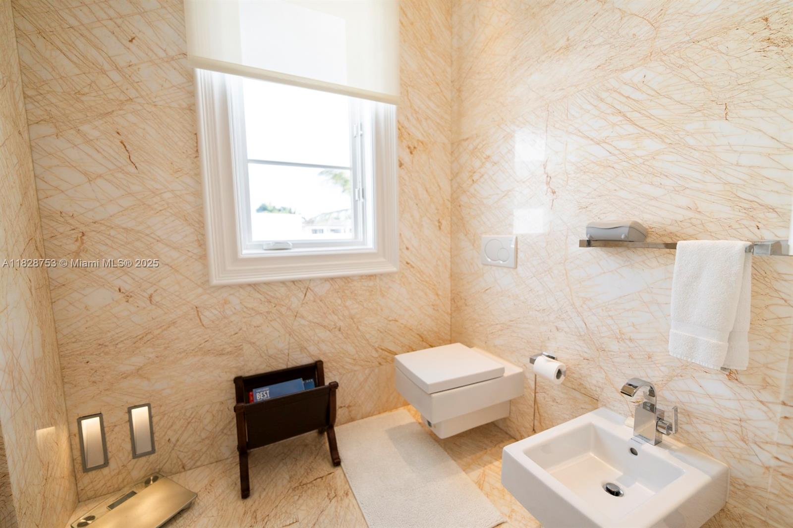 142 S Island Golden Beach, FL 33160