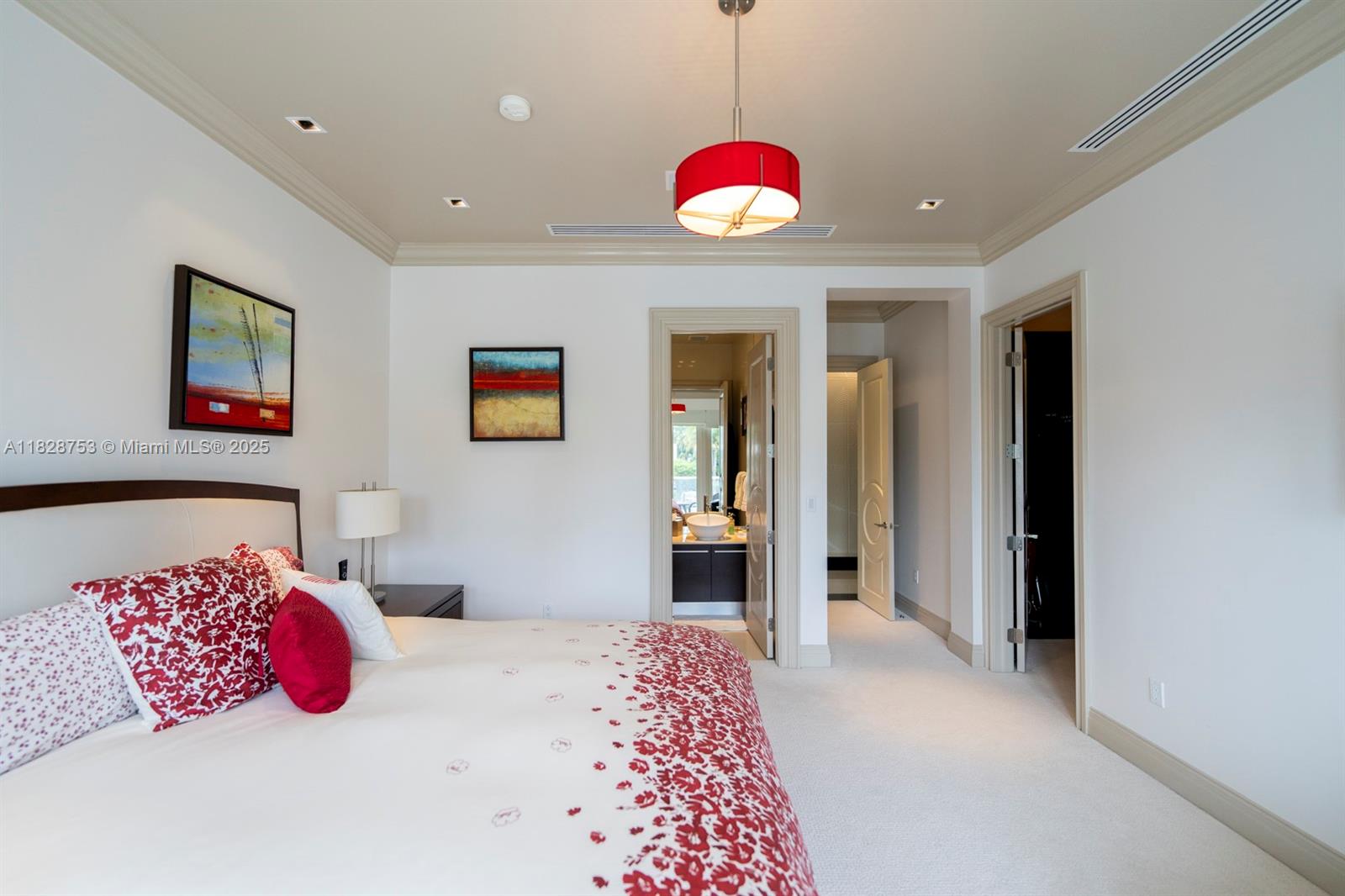 142 S Island Golden Beach, FL 33160