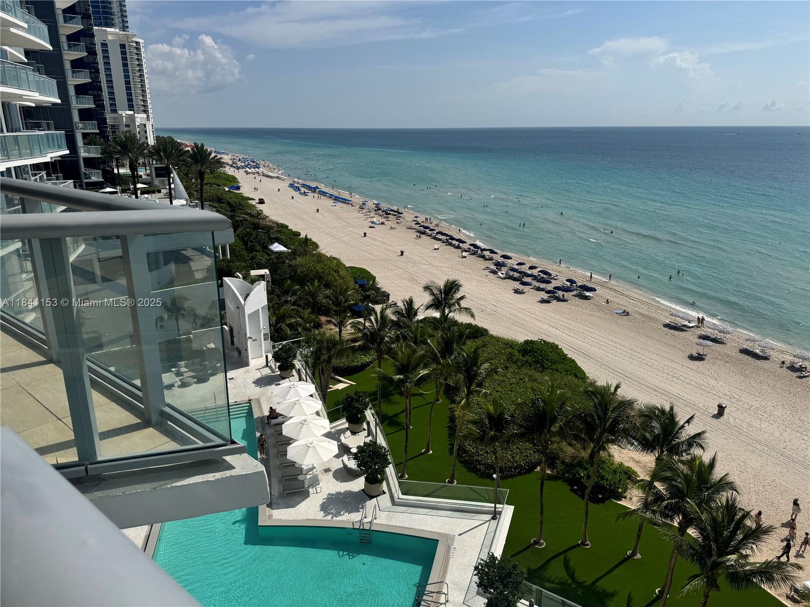 17001 Collins Ave #1002