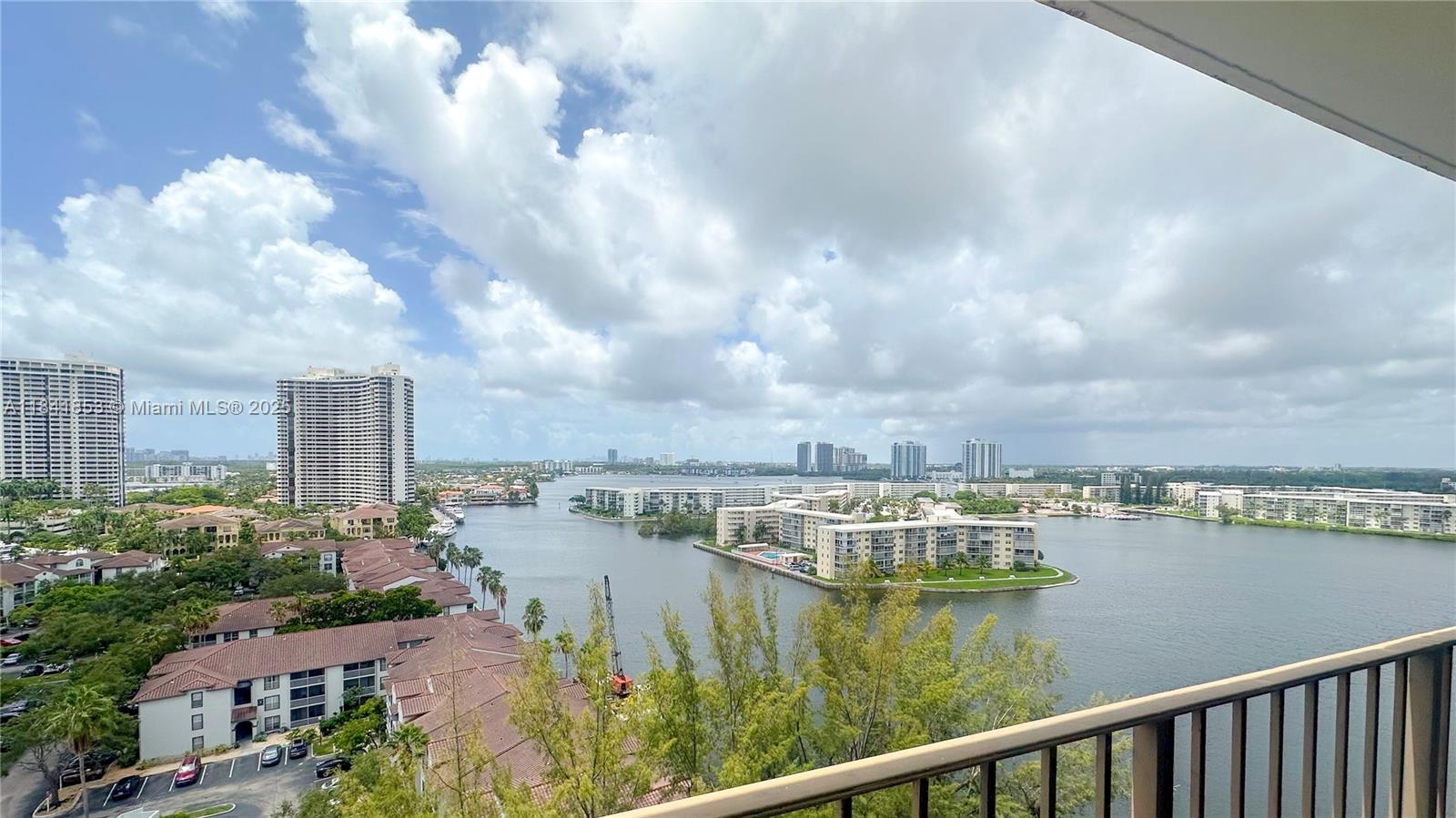 18151 NE 31st Ct #1603