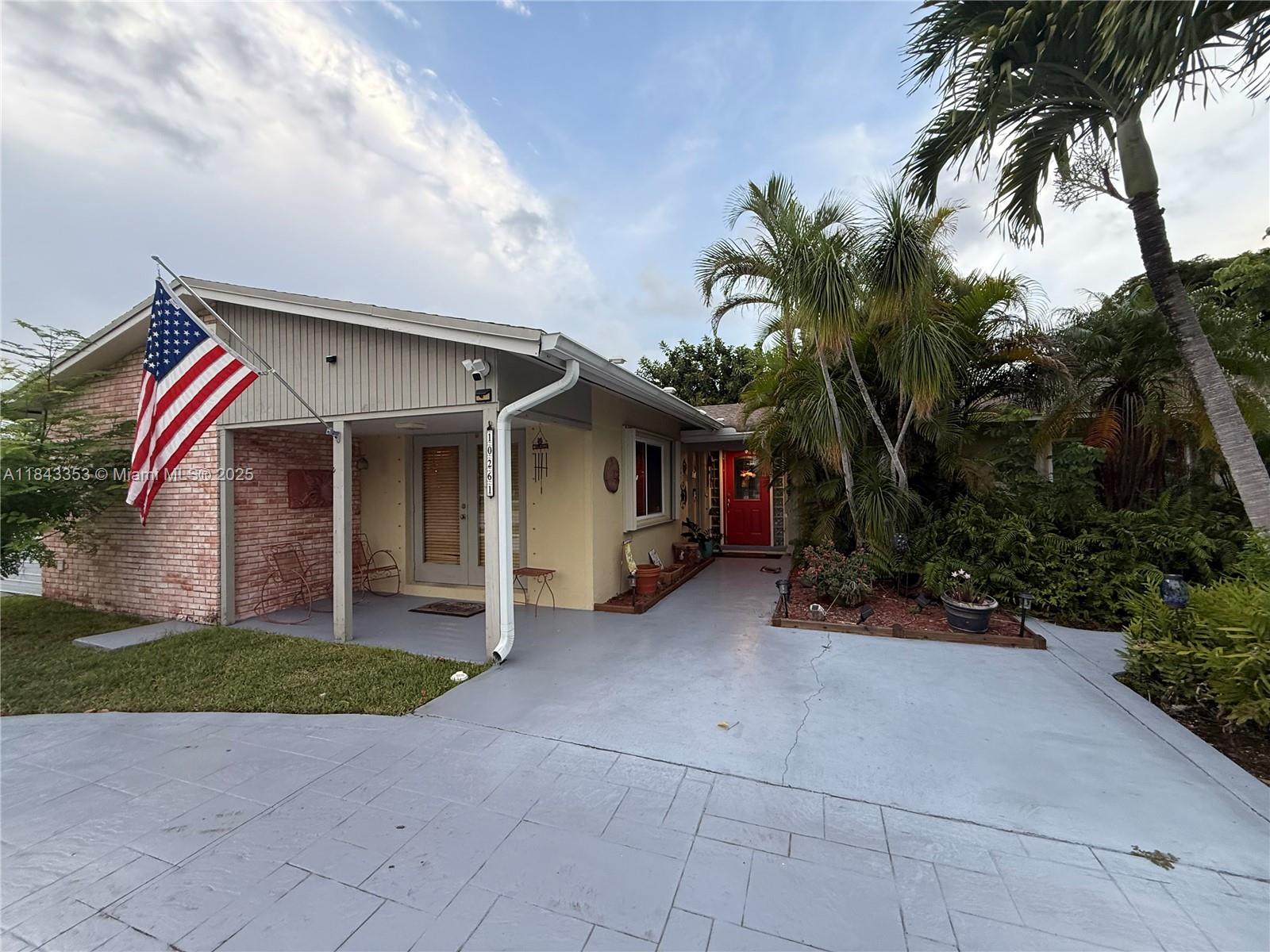 10261 Bonita Rd