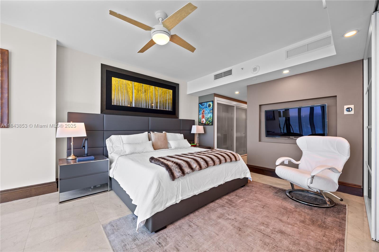 image Jade Beach18