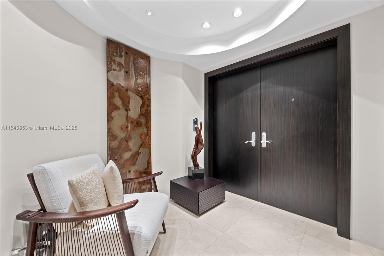 image Jade Beach4