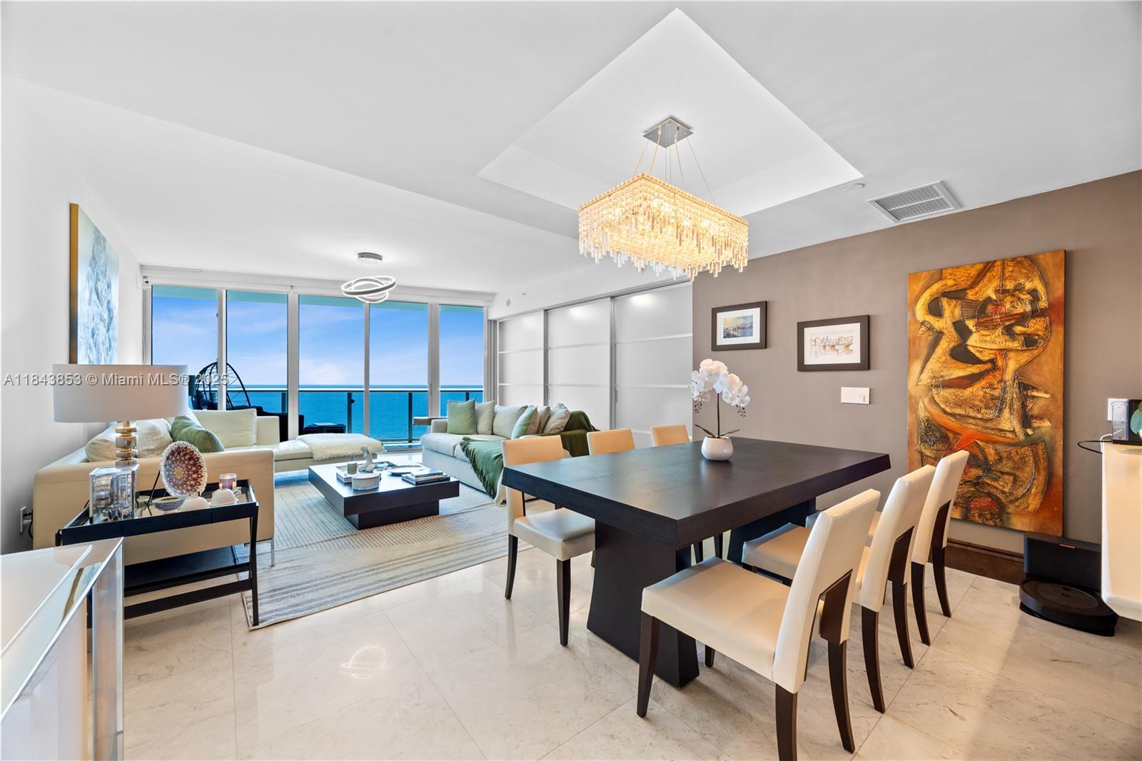 image Jade Beach6