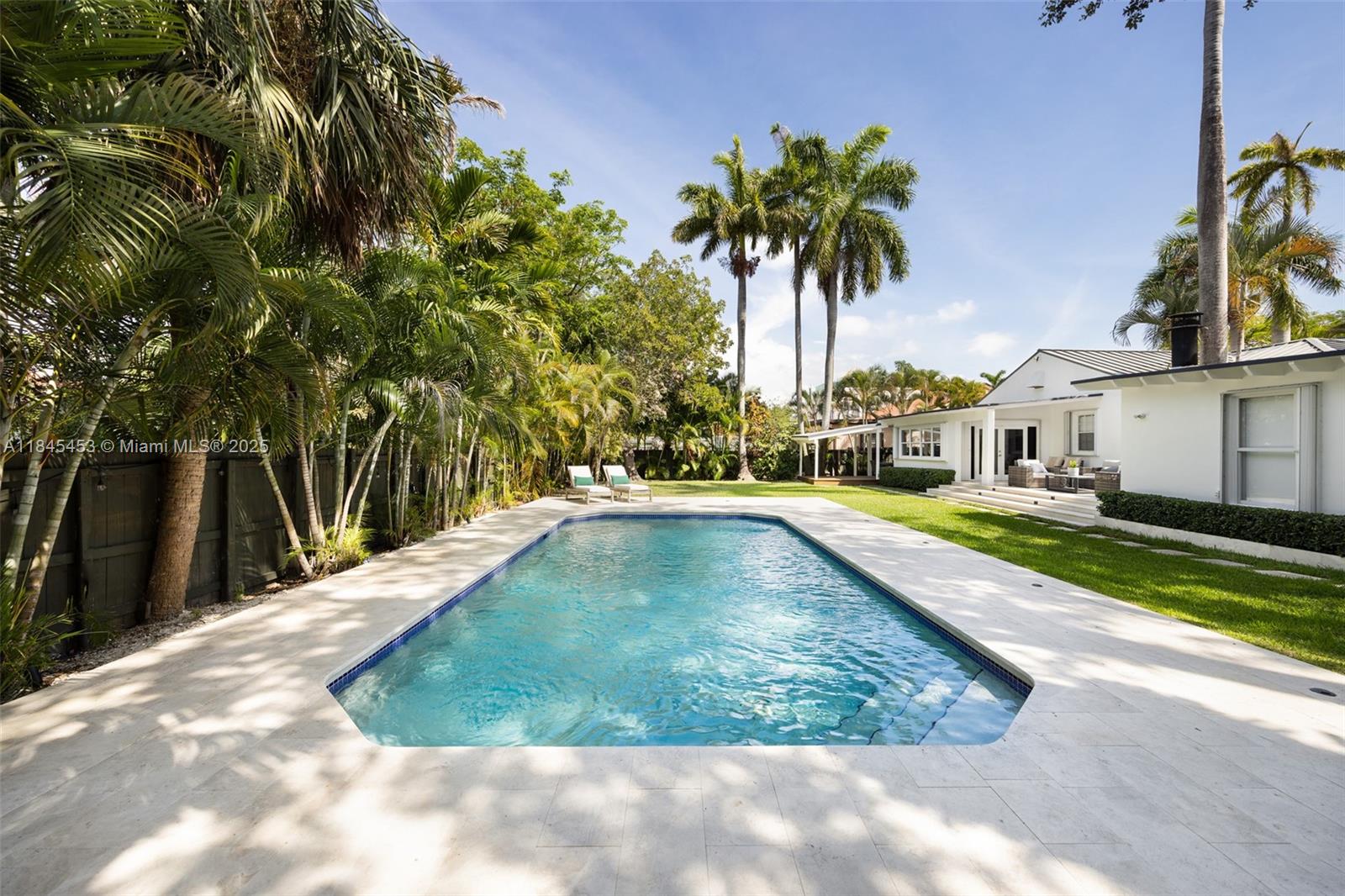 148 SW 22nd Rd
