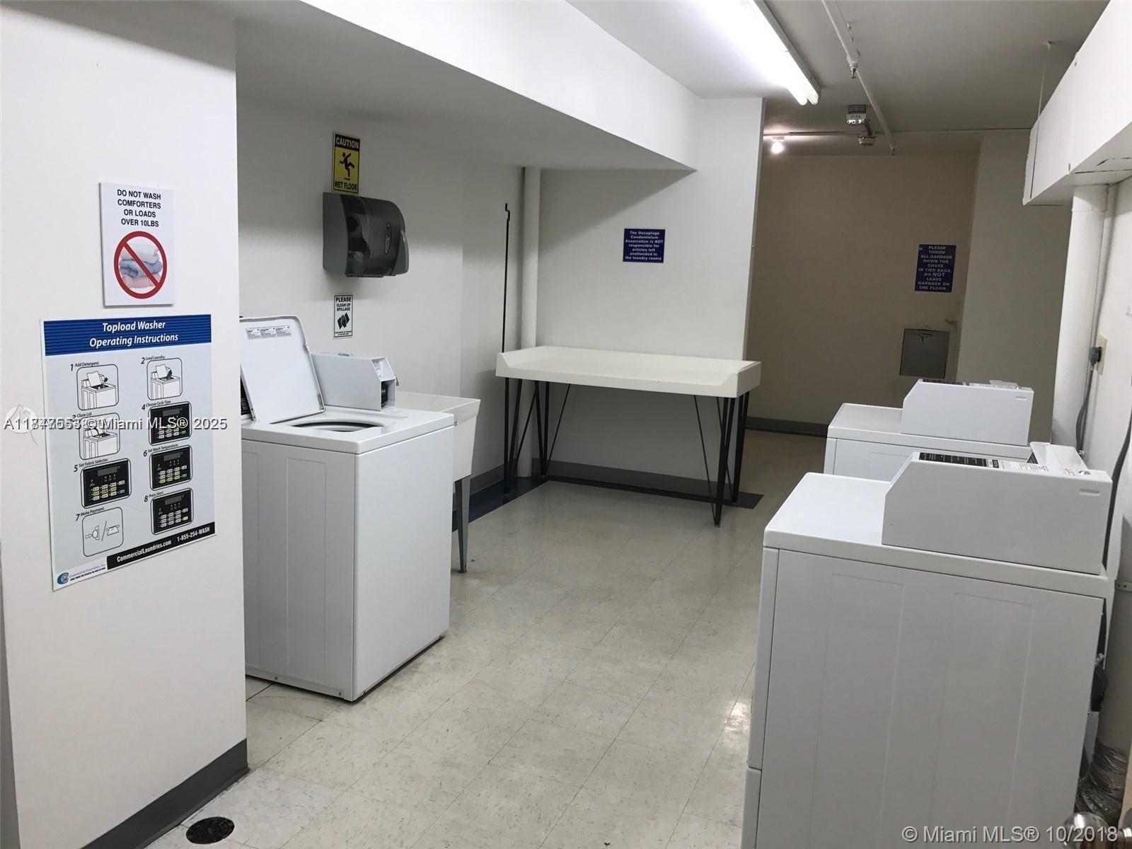 image THE DECOPLAGE CONDO14