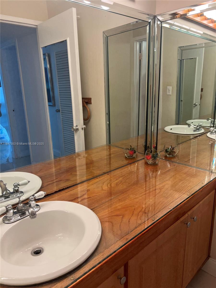 image THE DECOPLAGE CONDO5