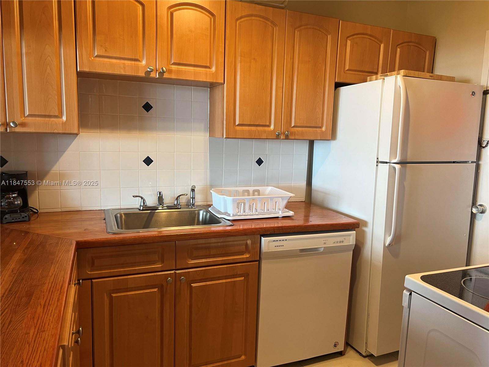 image THE DECOPLAGE CONDO8