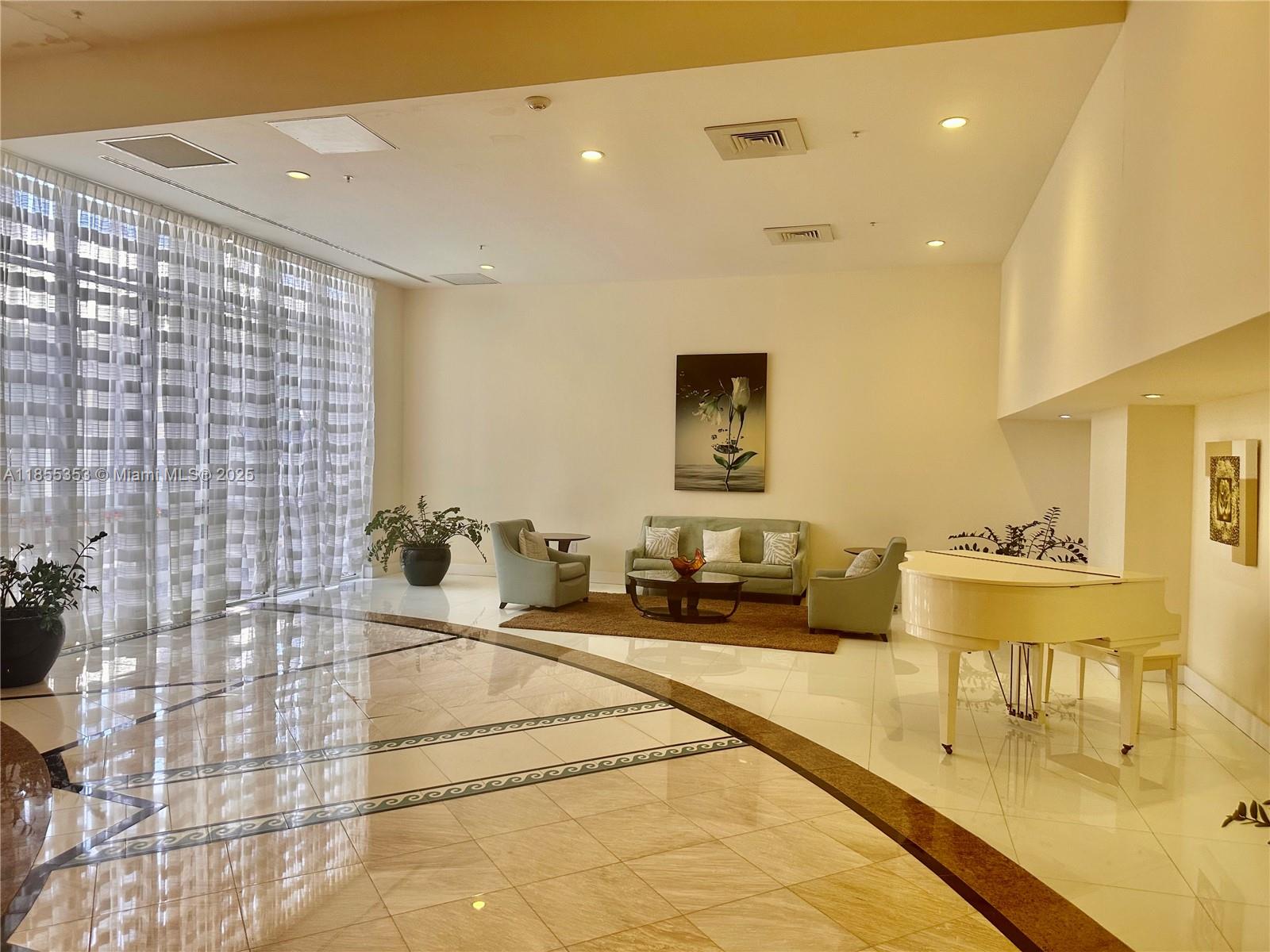 image La Gorce Palace18