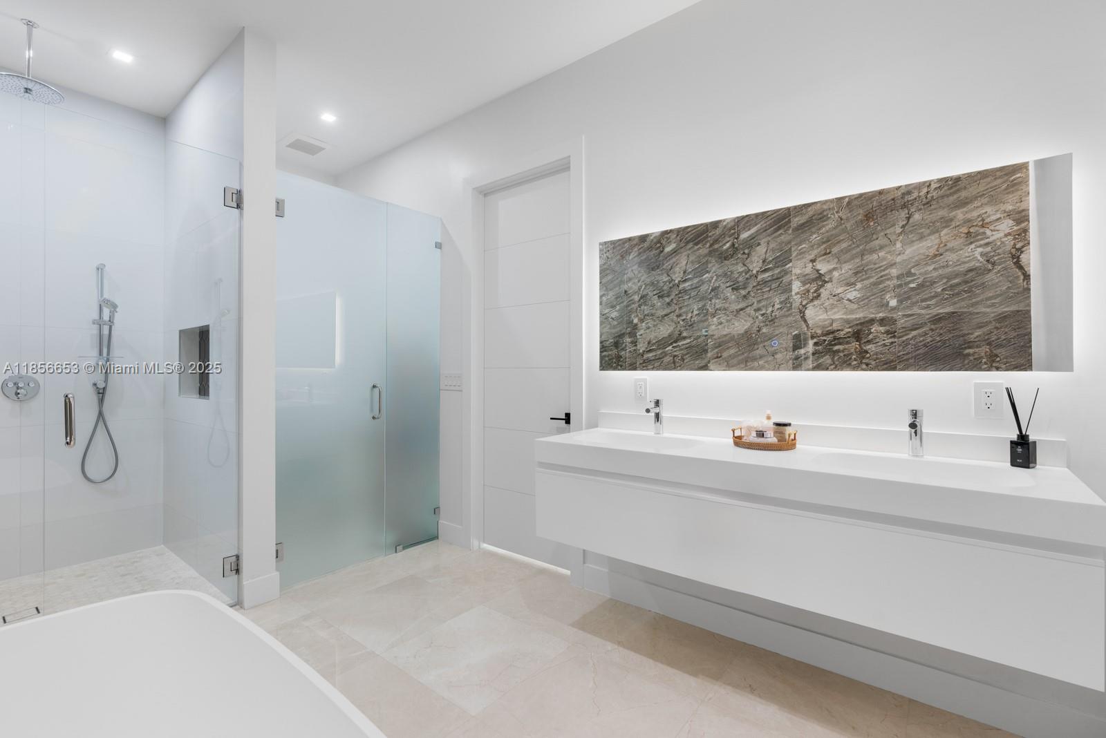 80 NW 129th Ave Miami, FL 33182