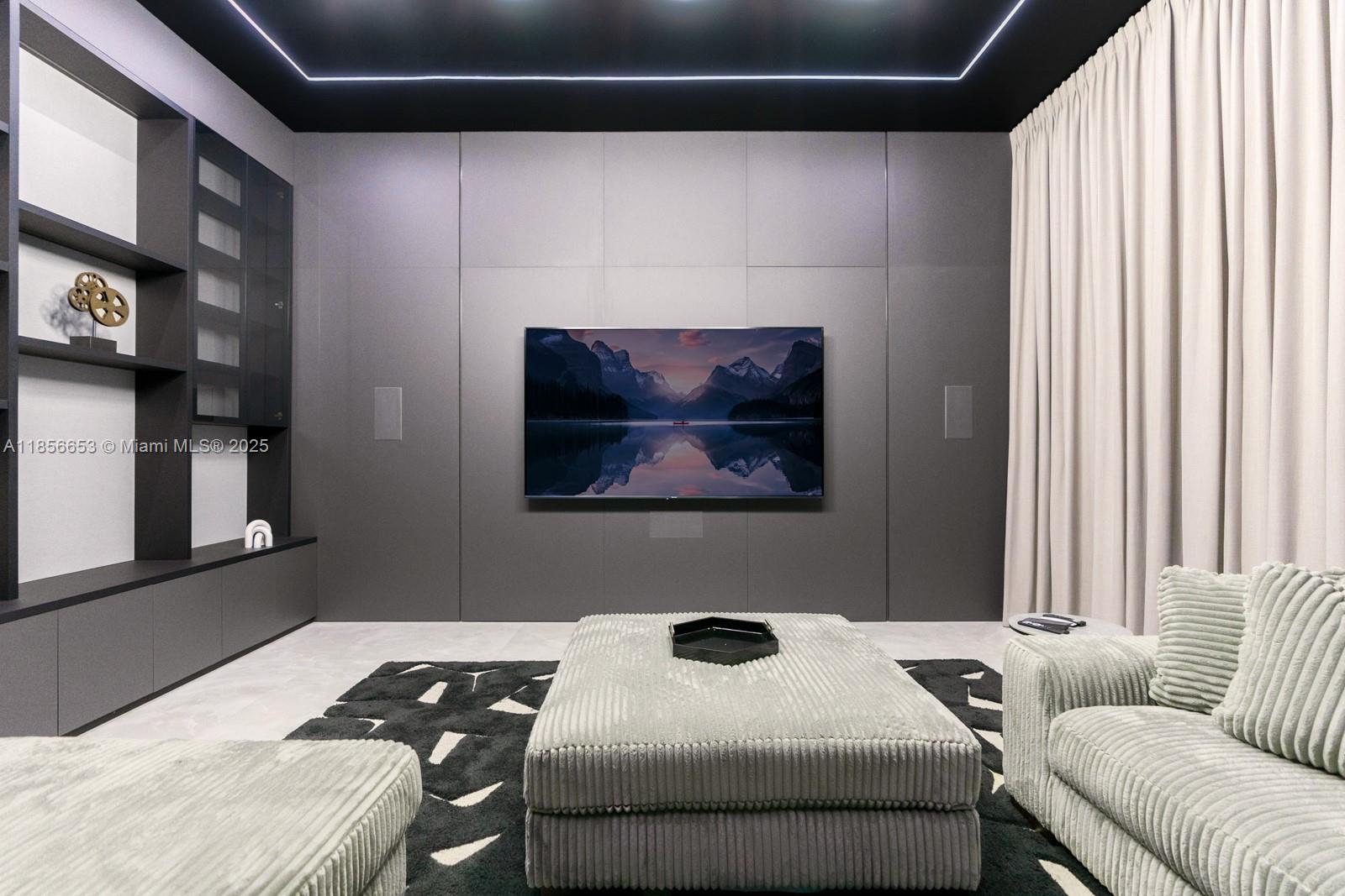 80 NW 129th Ave Miami, FL 33182