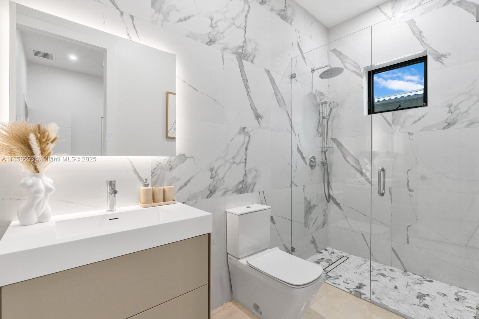 80 NW 129th Ave Miami, FL 33182