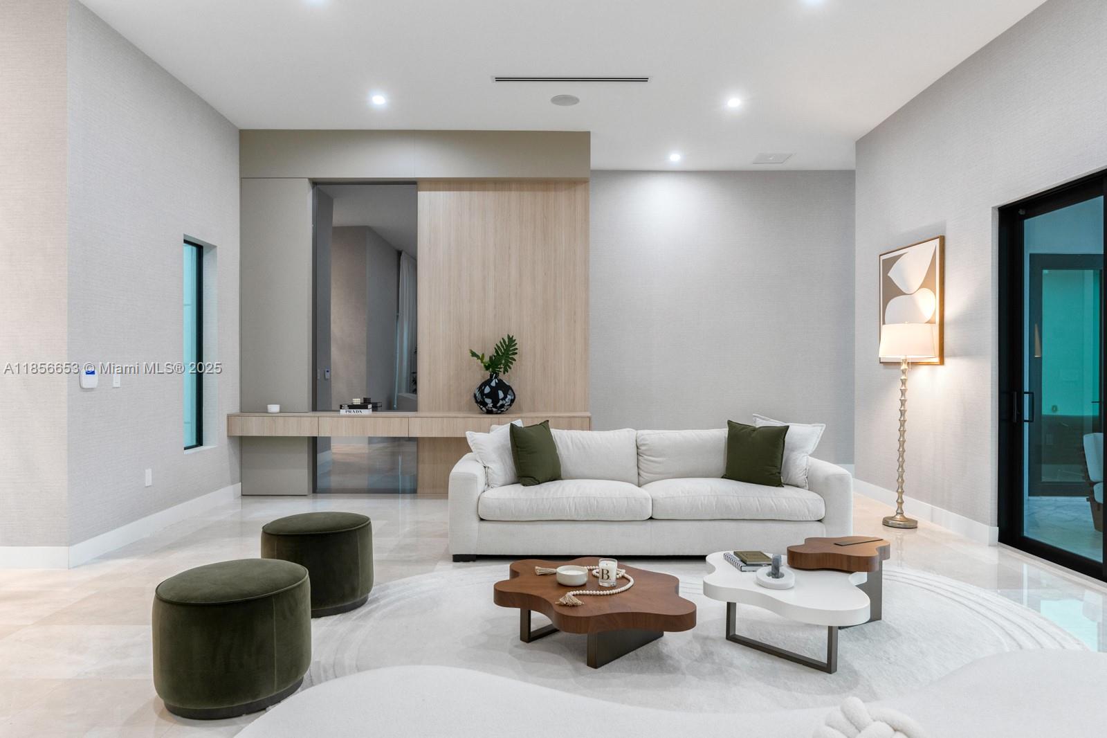 80 NW 129th Ave Miami, FL 33182