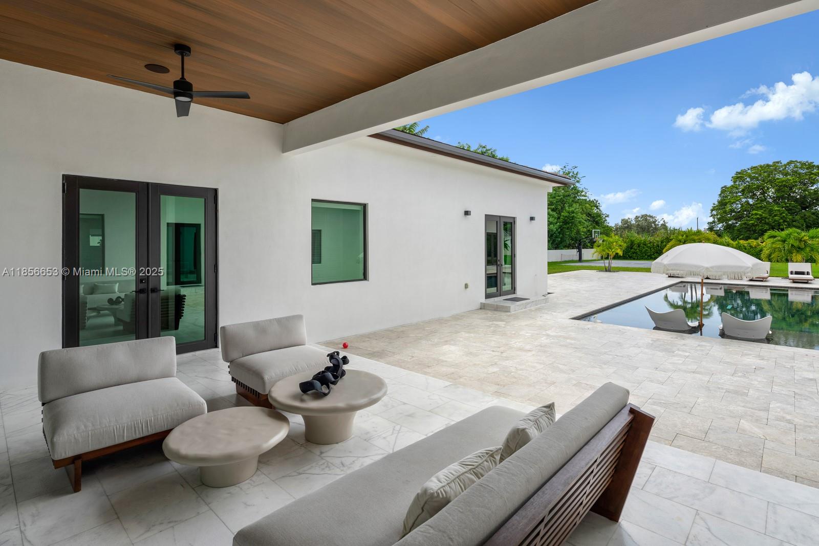 80 NW 129th Ave Miami, FL 33182