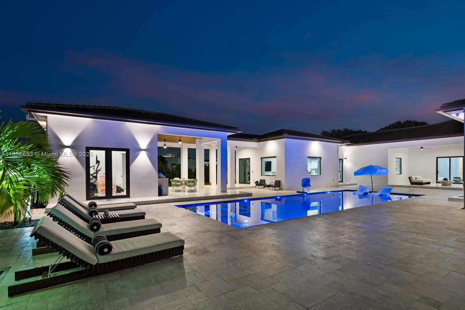 80 NW 129th Ave Miami, FL 33182