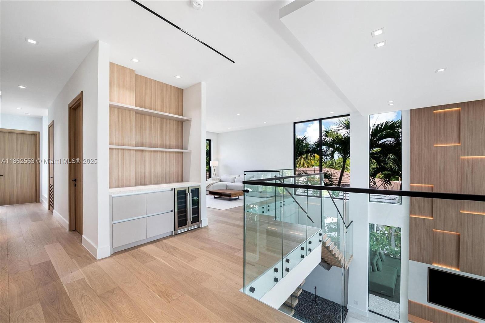 1351 SW 16th St Miami, FL 33145