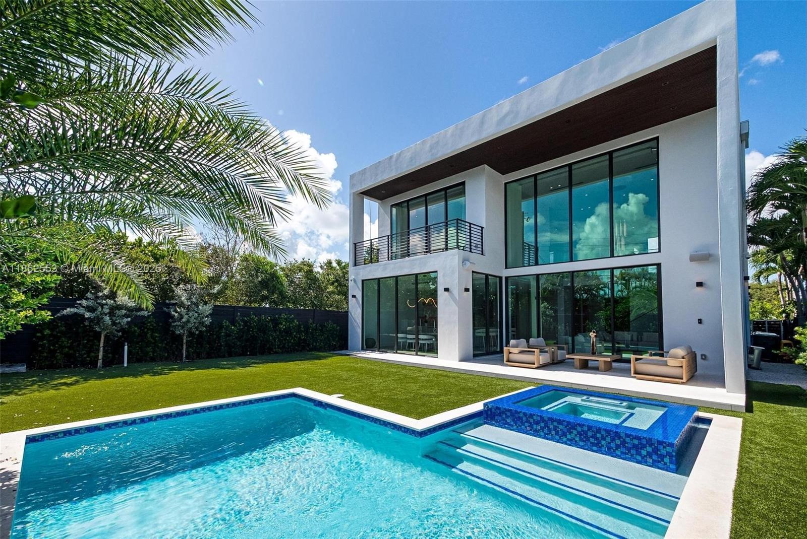 1351 SW 16th St Miami, FL 33145