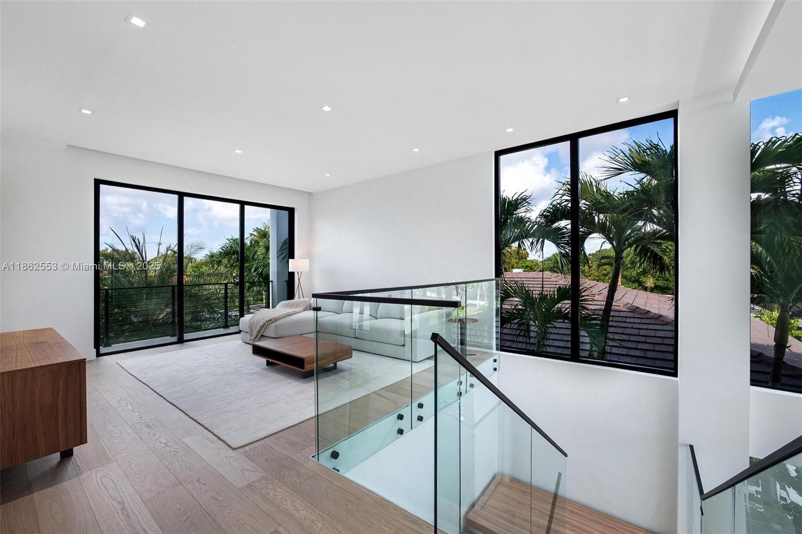 1351 SW 16th St Miami, FL 33145