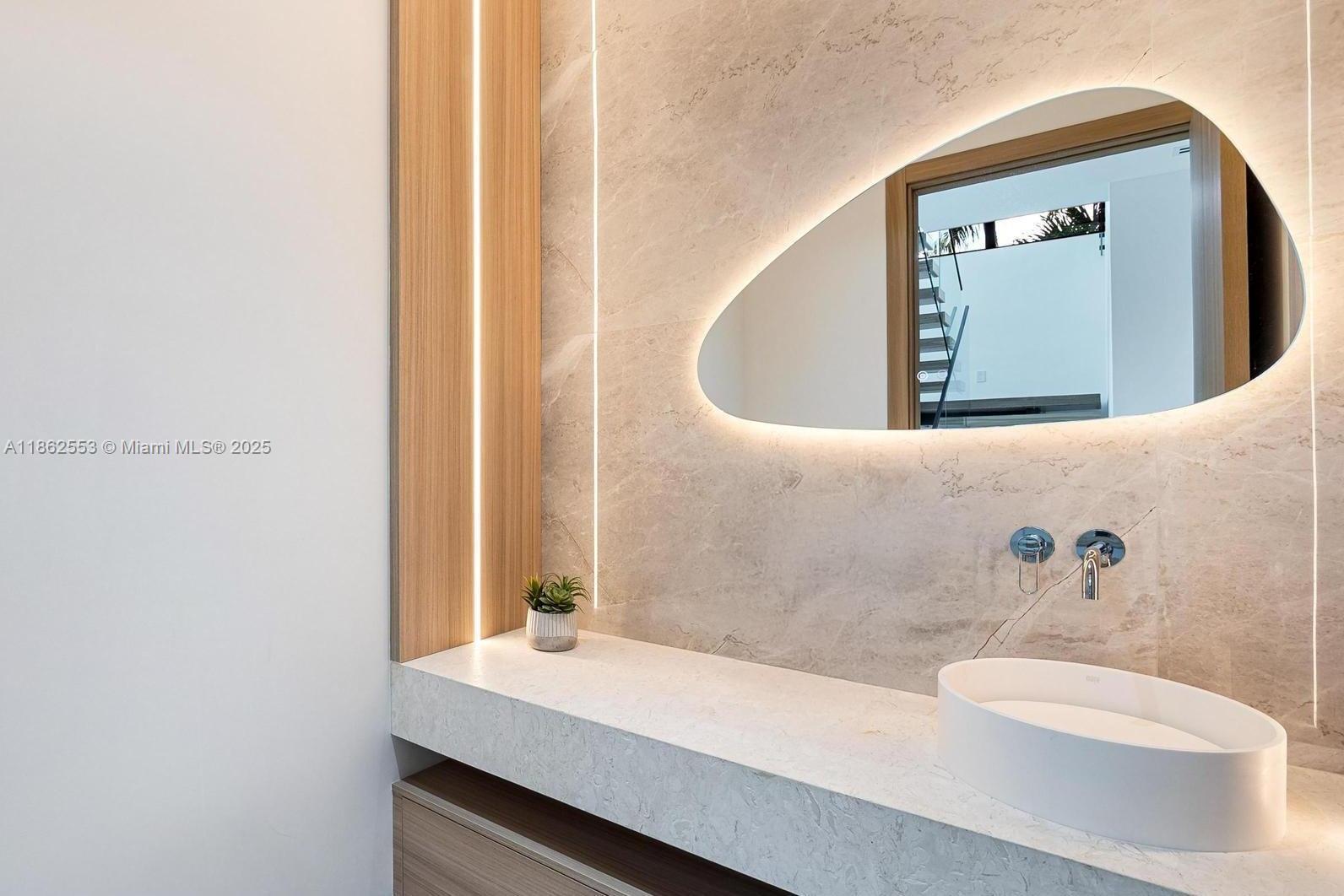 1351 SW 16th St Miami, FL 33145