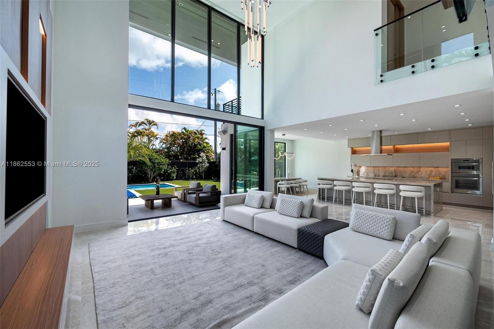 1351 SW 16th St Miami, FL 33145