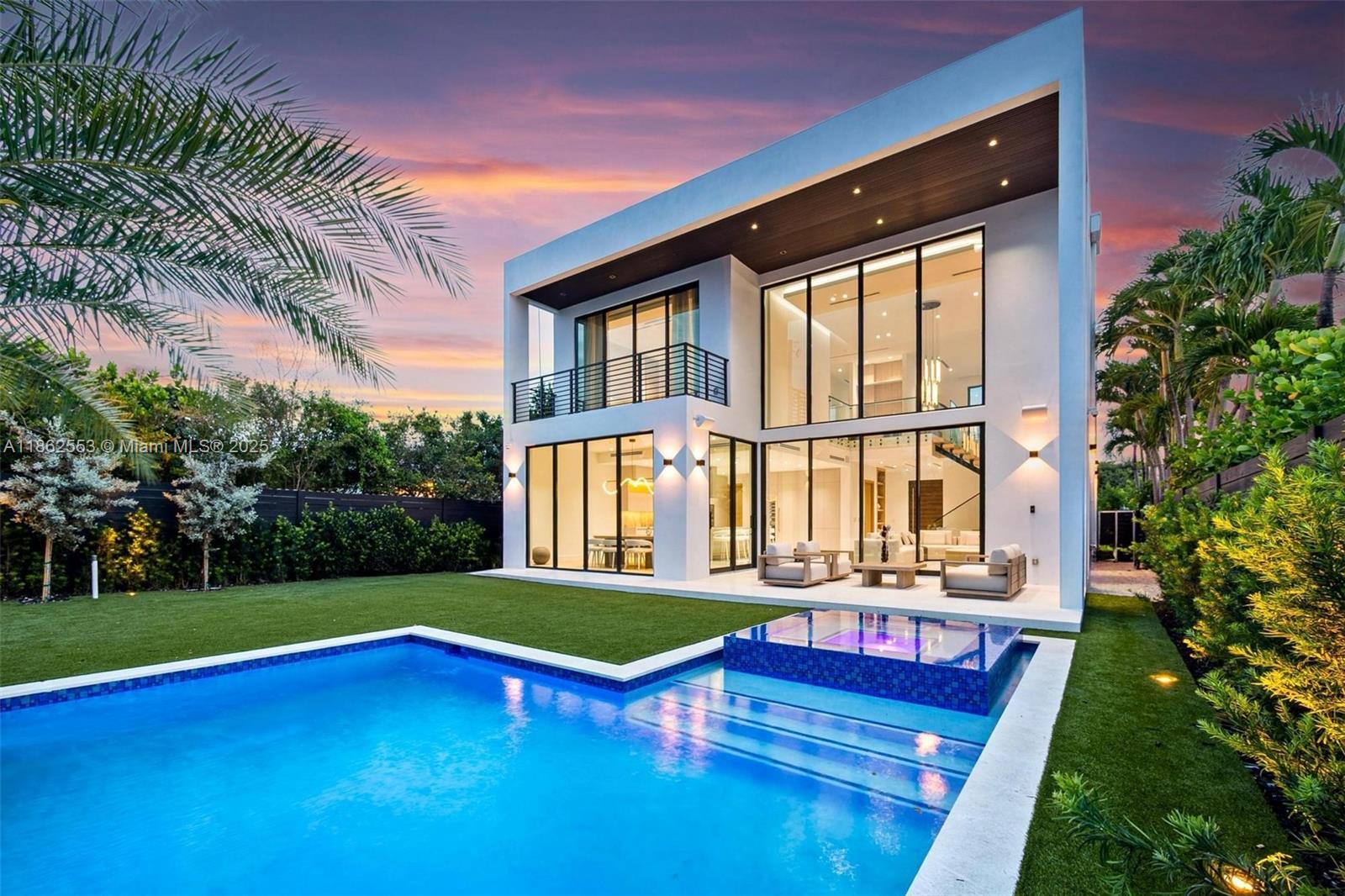 1351 SW 16th St Miami, FL 33145