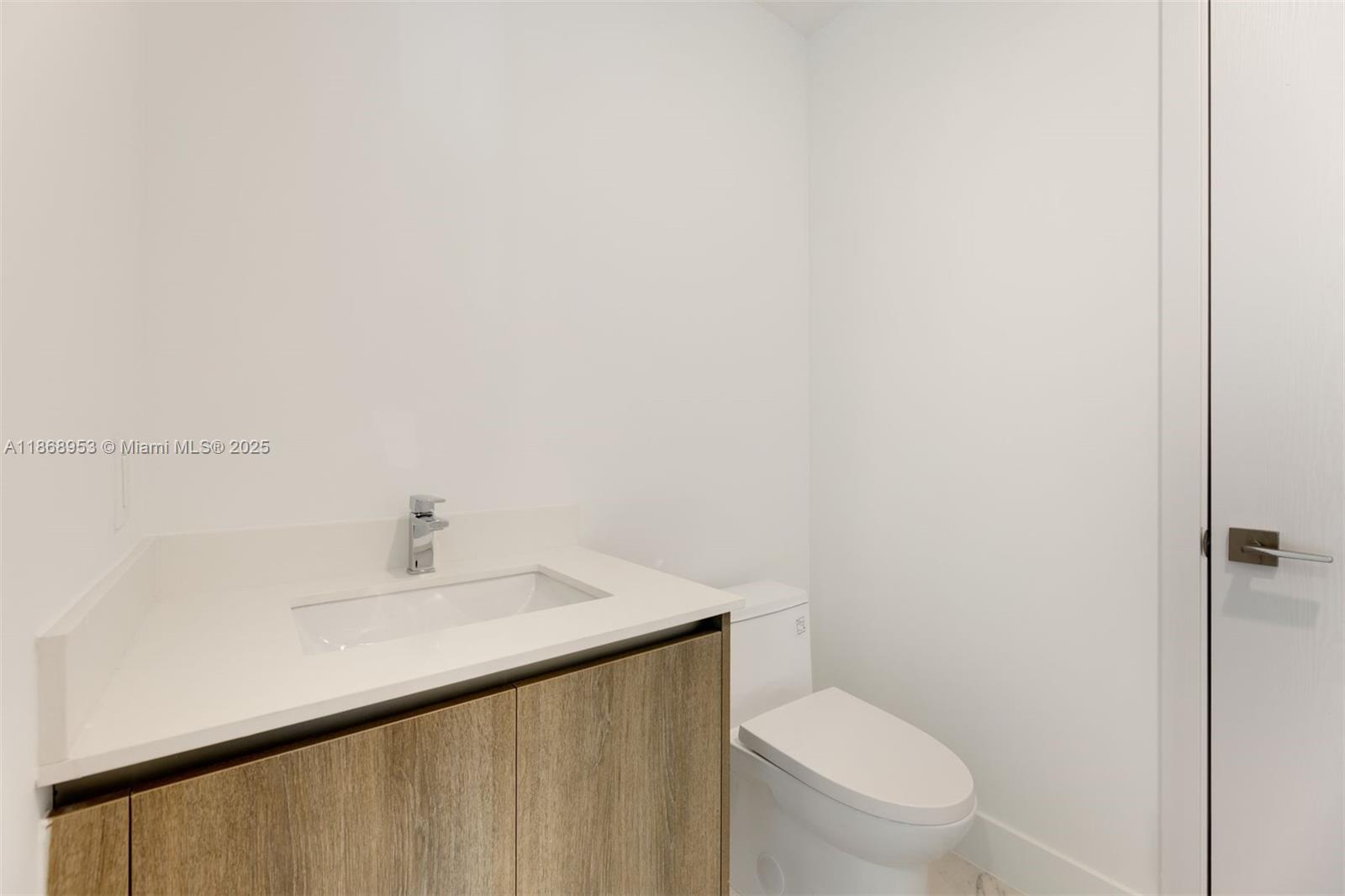 image Aurora Sunny Isles10